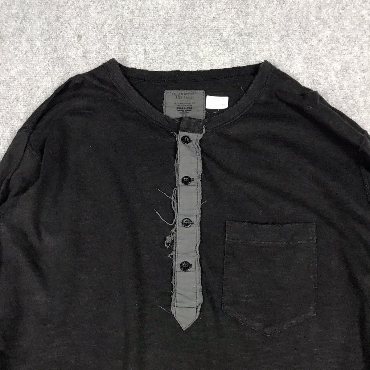 If Six Was Nine × Japanese Brand FALLEN DISTRESS DESIGN LONG SLEEVE TSHIRT BUTTON STYLE Size US S / EU 44-46 / 1 - 2 Thumbnail