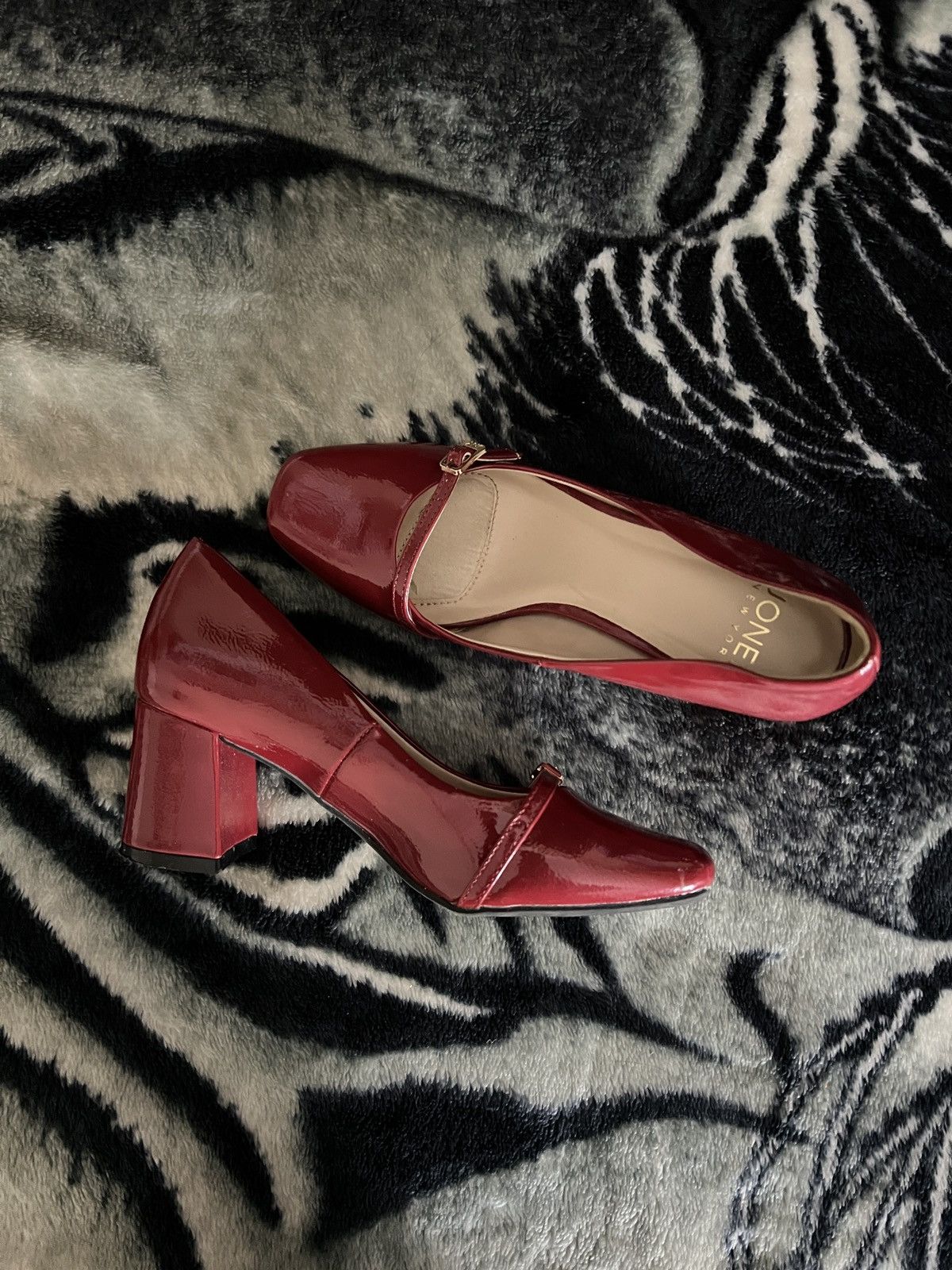 Other Red dress Heels Size US 5.5 / IT 35.5 - 2 Thumbnail