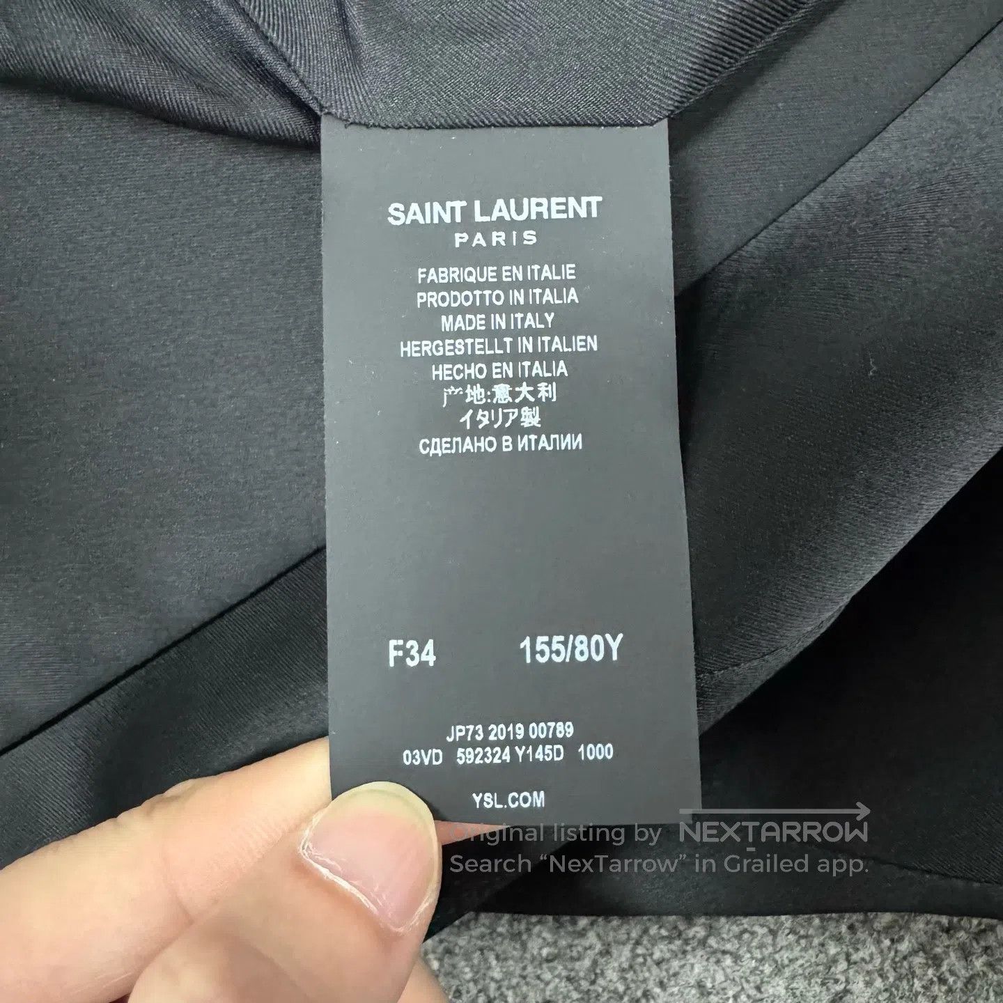 Saint Laurent Paris Saint Laurent Paris size 34 Sleeve cuffs with sequins; tail Size XS / US 0-2 / IT 36-38 - 6 Thumbnail