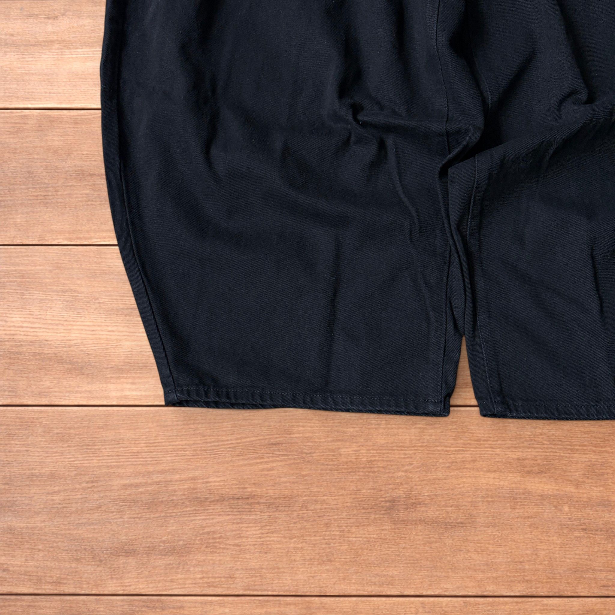 Japanese Brand Super baggy wide leg balloon fit jeans in black. Size US 32 / EU 48 - 5 Thumbnail