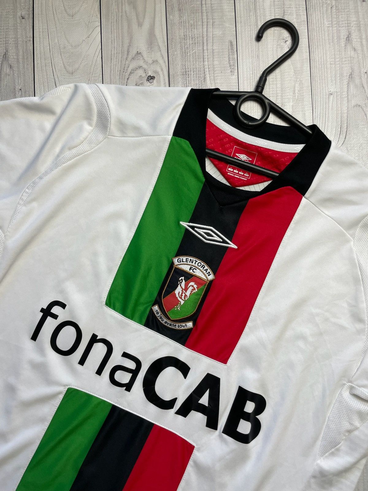 Vintage Vintage Umbro Soccer Jersey Glentoran rare size L away Size US L / EU 52-54 / 3 - 2 Thumbnail