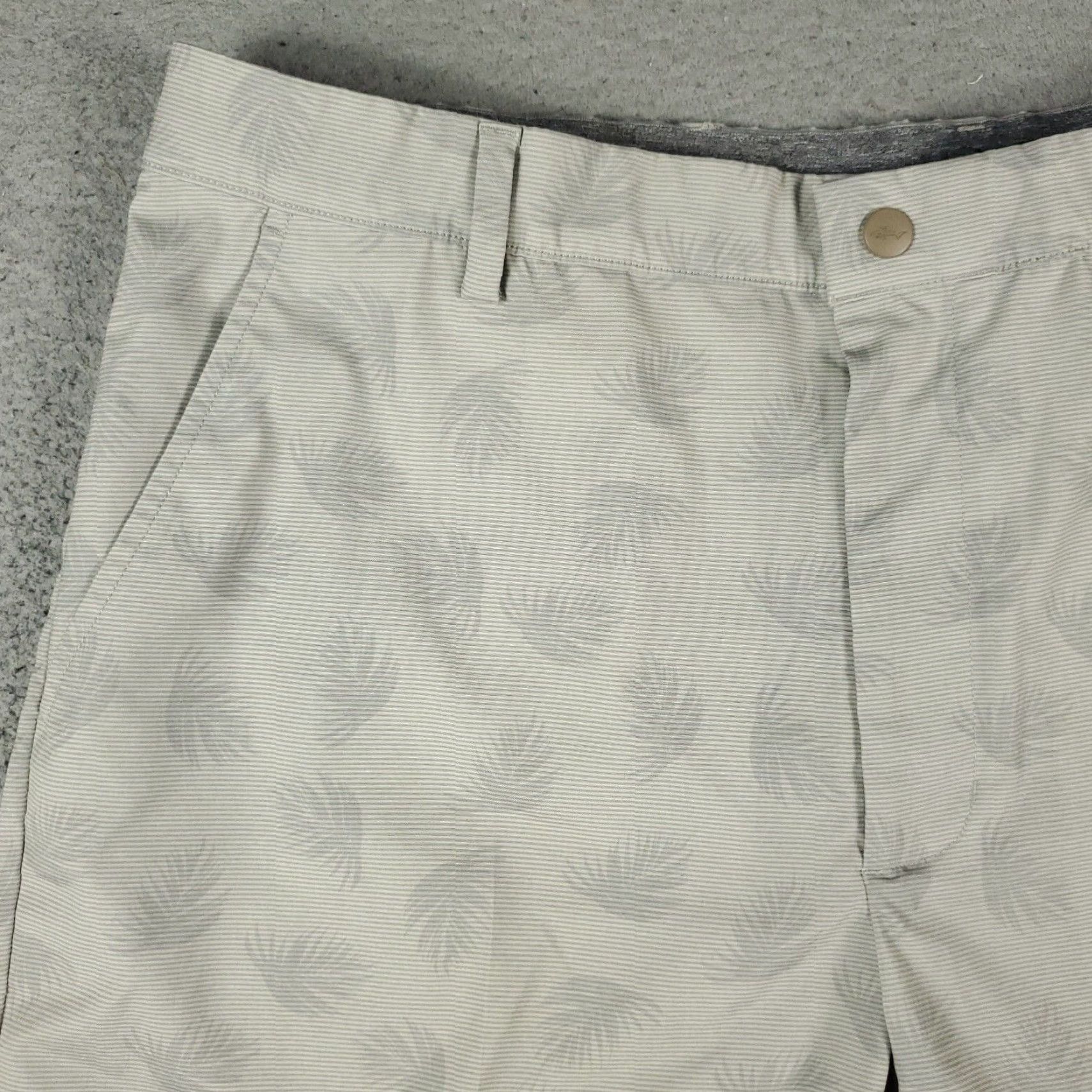 Vintage Greg Norman Shorts Mens Size 34 Gray Golf Casual Flat Front Chino Size US 34 / EU 50 - 2 Thumbnail