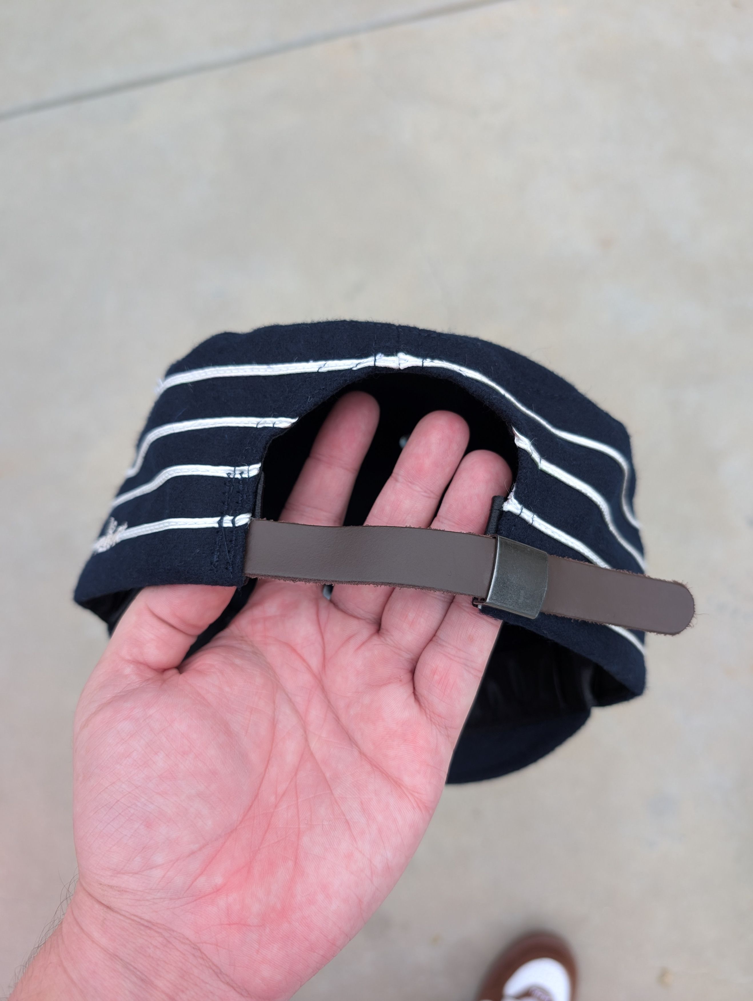 Golf le Fleur Golf Le Fleur stripped pillbox hat in navy Size ONE SIZE - 4 Thumbnail