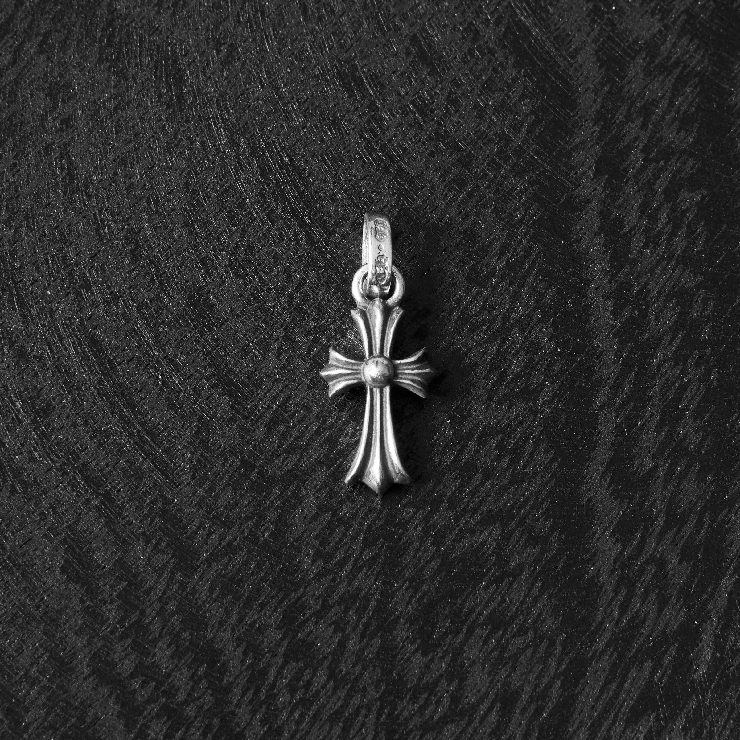 Chrome Hearts CHROME HEARTS Cross Baby Fat Charm Size ONE SIZE - 1 Thumbnail