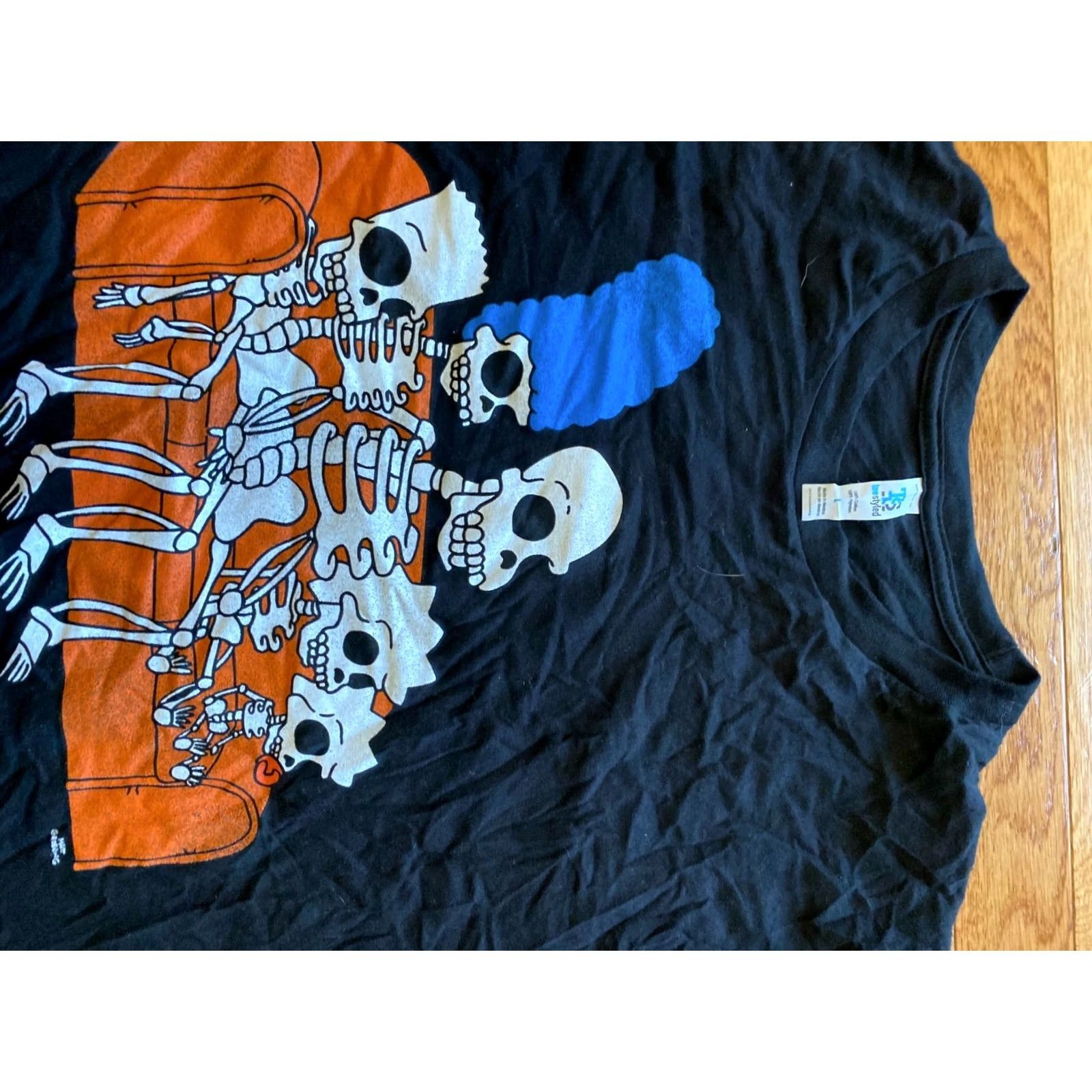Vintage VINTAGE The Simpsons Halloween Skeleton Couch Family Shirt Mens Black Size L Size US L / EU 52-54 / 3 - 3 Thumbnail