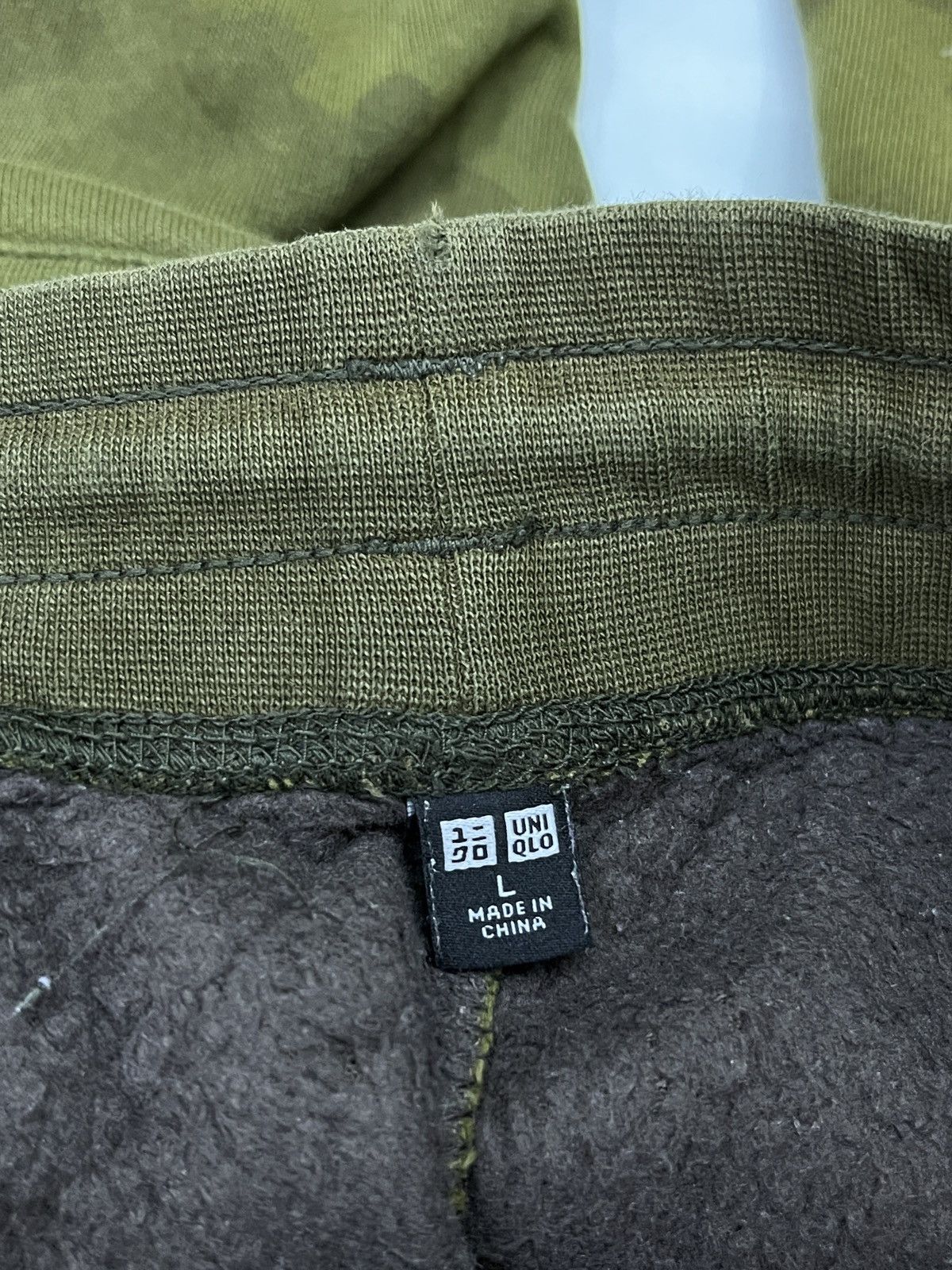 Uniqlo 🔥🔥🔥ARCHIVE UNIQLO CAMOFLAGE SWEATPANTS Size US 34 / EU 50 - 8 Thumbnail