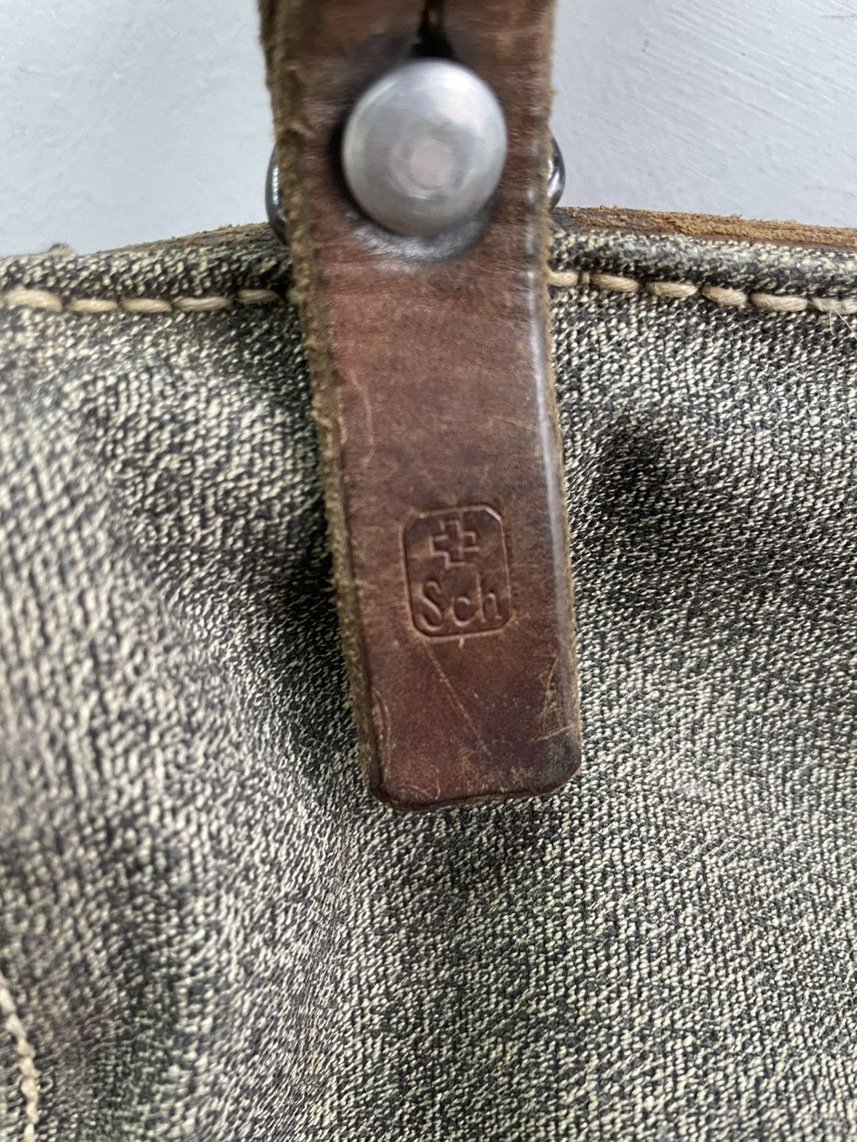 Japanese Brand × Vintage VINTAGE JAPAN 70s SWISS MILITARY MESSENGER BAG HEAVY Size ONE SIZE - 9 Thumbnail