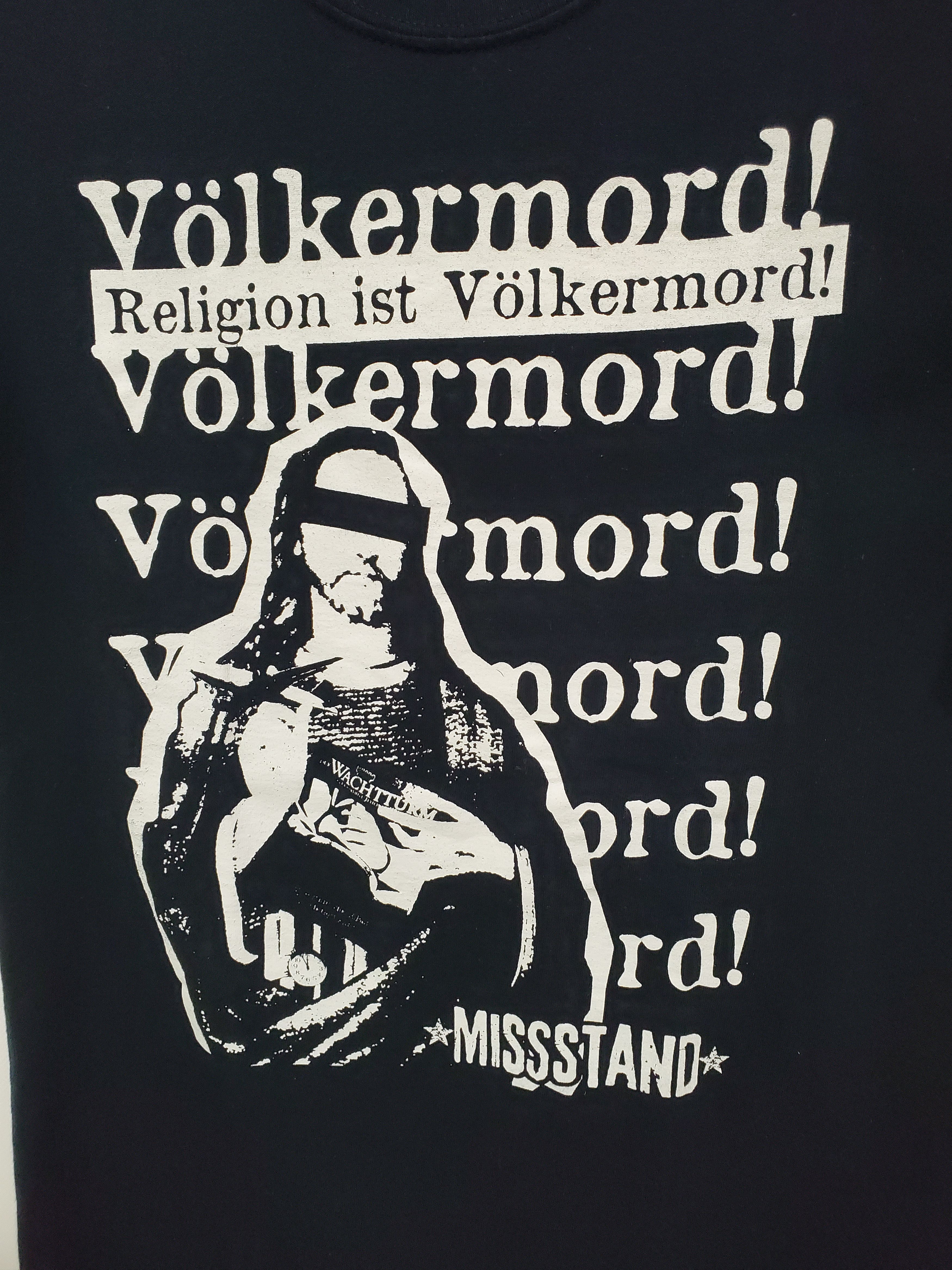 Vintage Vintage Volkermord Religion ist Volkermord Tshirt size S Size US S / EU 44-46 / 1 - 2 Thumbnail