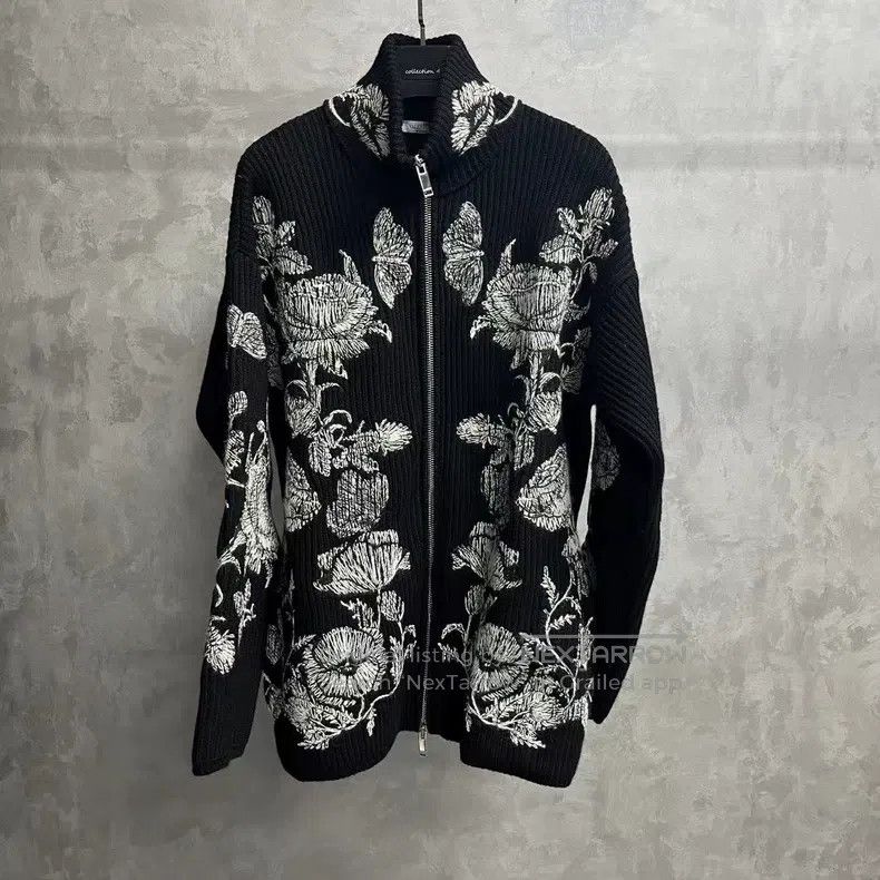 Valentino Valentino Letter floral pattern long-sleeved zip wool card Size M / US 6-8 / IT 42-44 - 2 Thumbnail