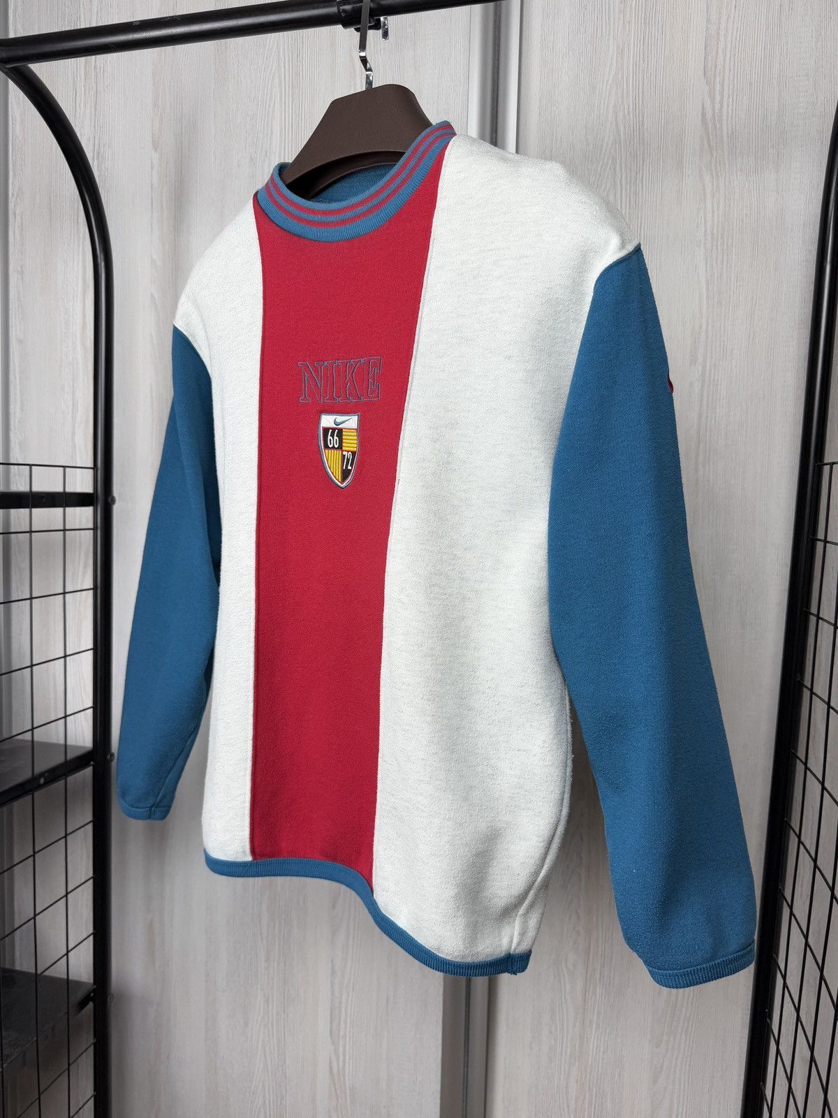 Nike Nike vintage 90s big logo women’s sweatshirt colour blocked Size M / US 6-8 / IT 42-44 - 5 Thumbnail