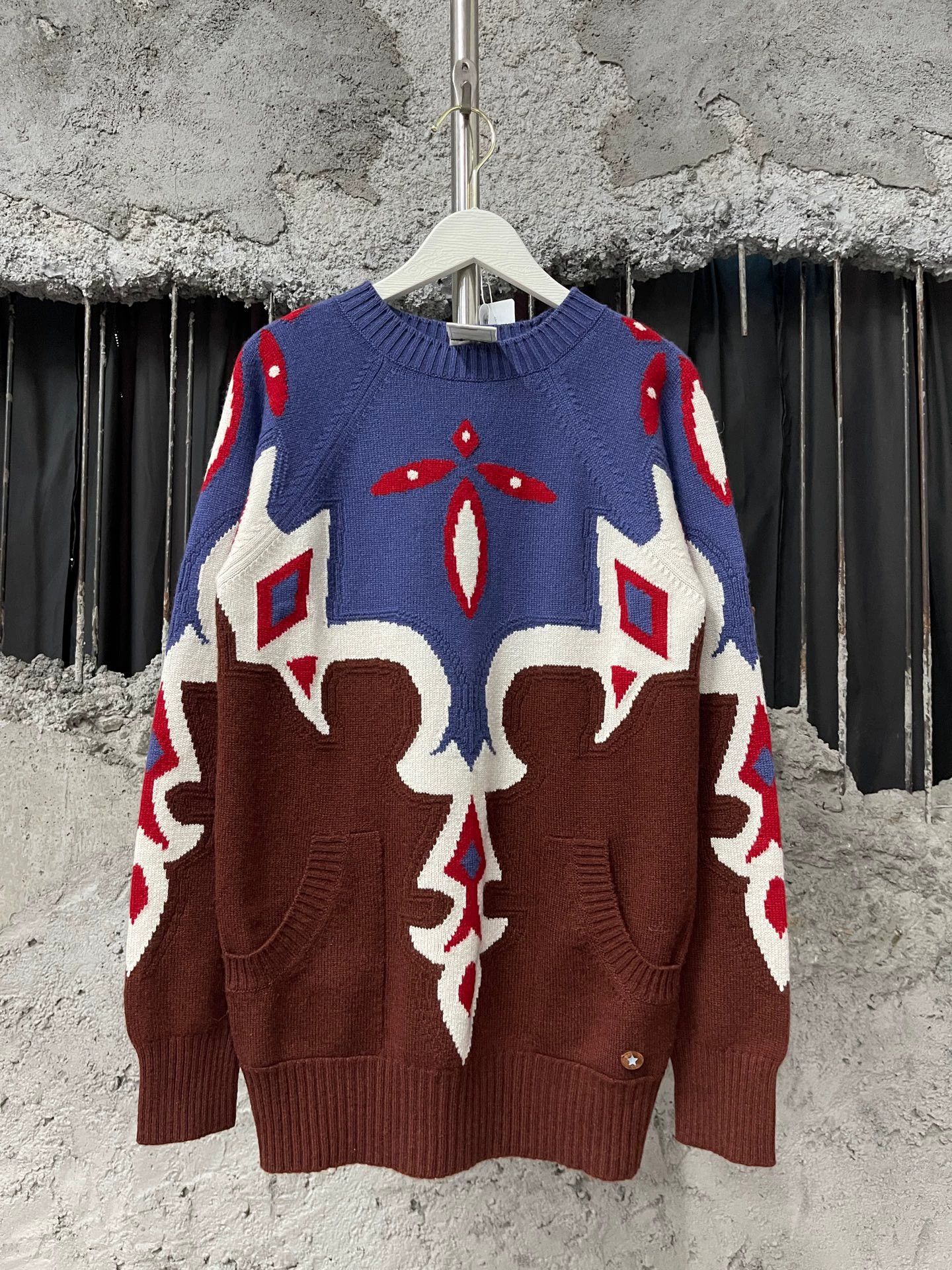 Chanel Chanel sweater 34 99 new Size XS / US 0-2 / IT 36-38 - 1 Thumbnail