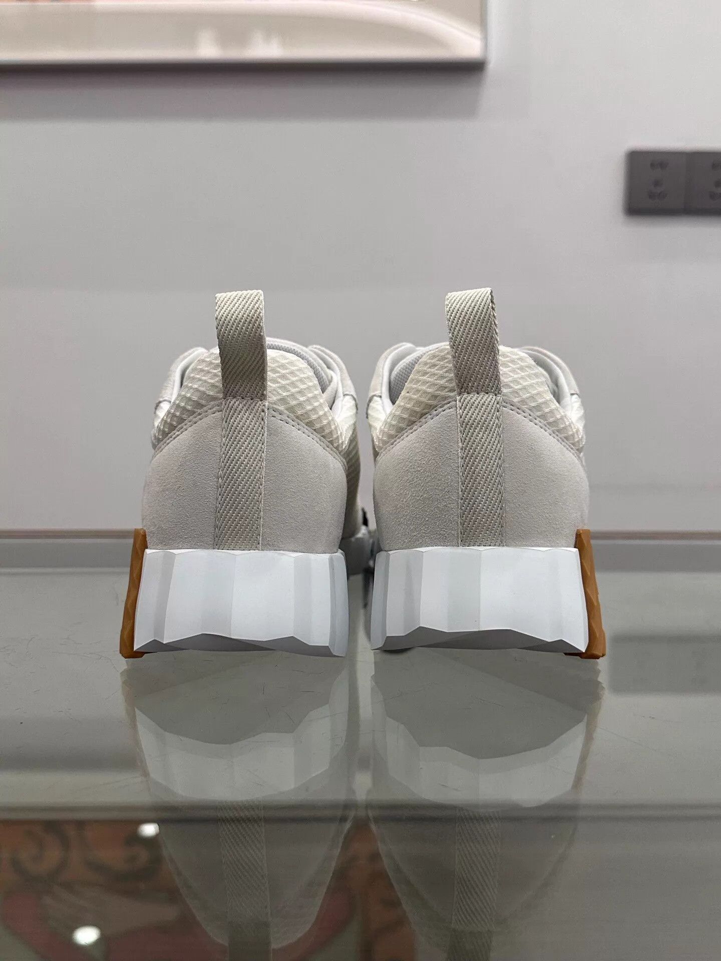 Hermes New Hermes Bouncing White Side H Logo Sneakers 39 Size US 8.5 / IT 38.5 - 5 Thumbnail