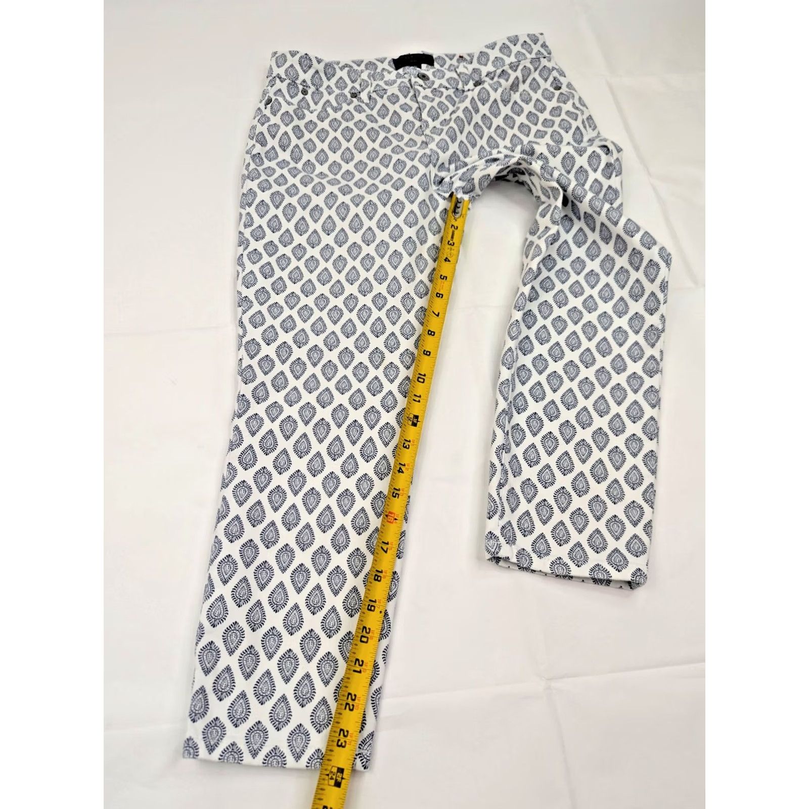 Talbots Talbots Simply Flattering Jegging Crop Denim Pants Women 10P White 32x24 Pets Petite Regular Jeans Bag? Size 32" / US 10 / IT 46 - 4 Thumbnail