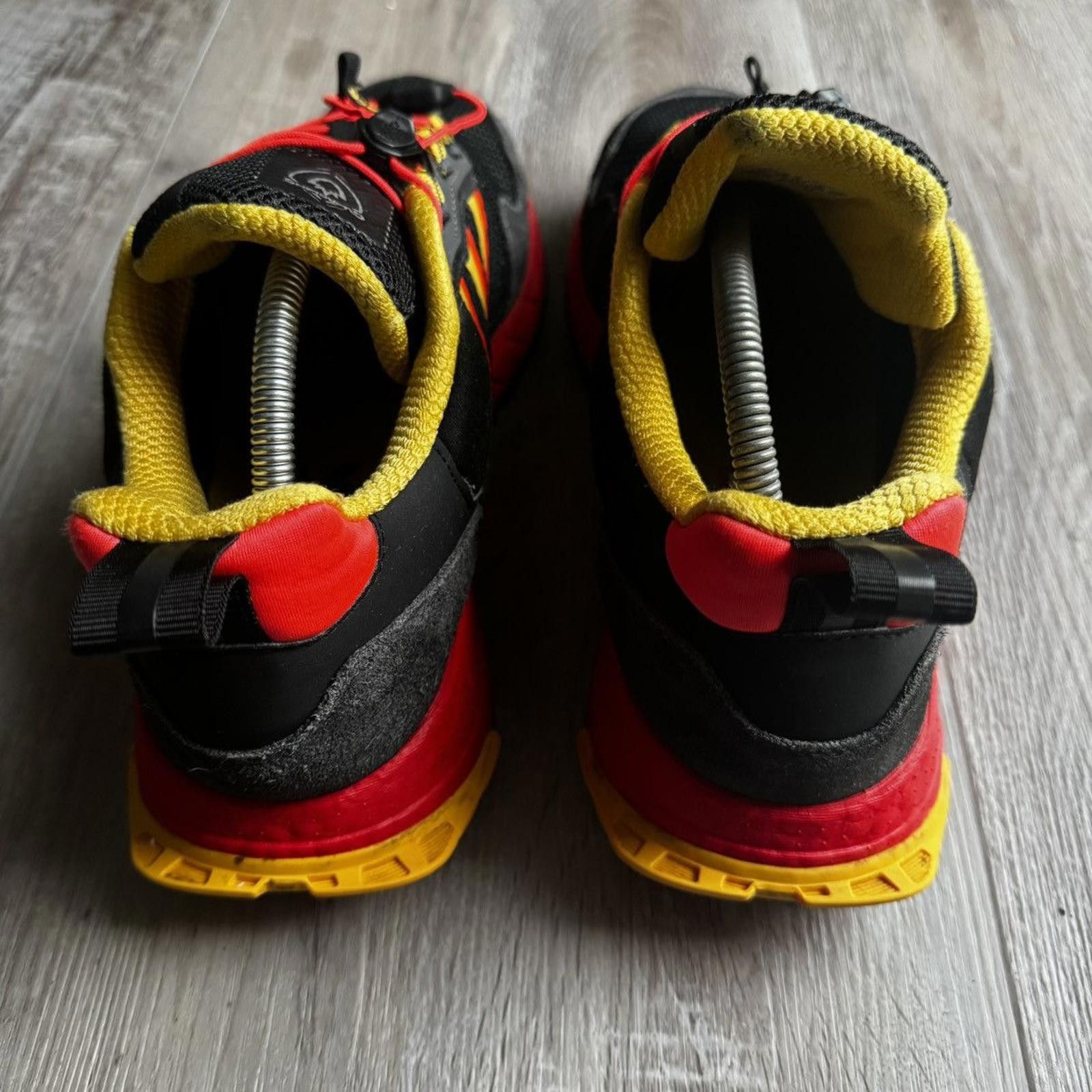 Adidas ADIDAS • Marvel X ZX 1K "Rocket" (11M) Size US 11 / EU 44 - 8 Thumbnail