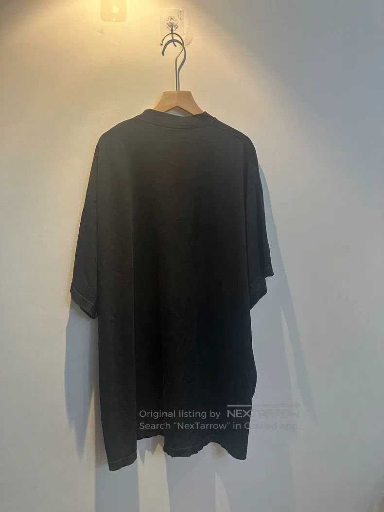 Balenciaga Balenciaga Apple Logo Printed Crewneck Short Sleeve T-Shir Size US M / EU 48-50 / 2 - 2 Thumbnail