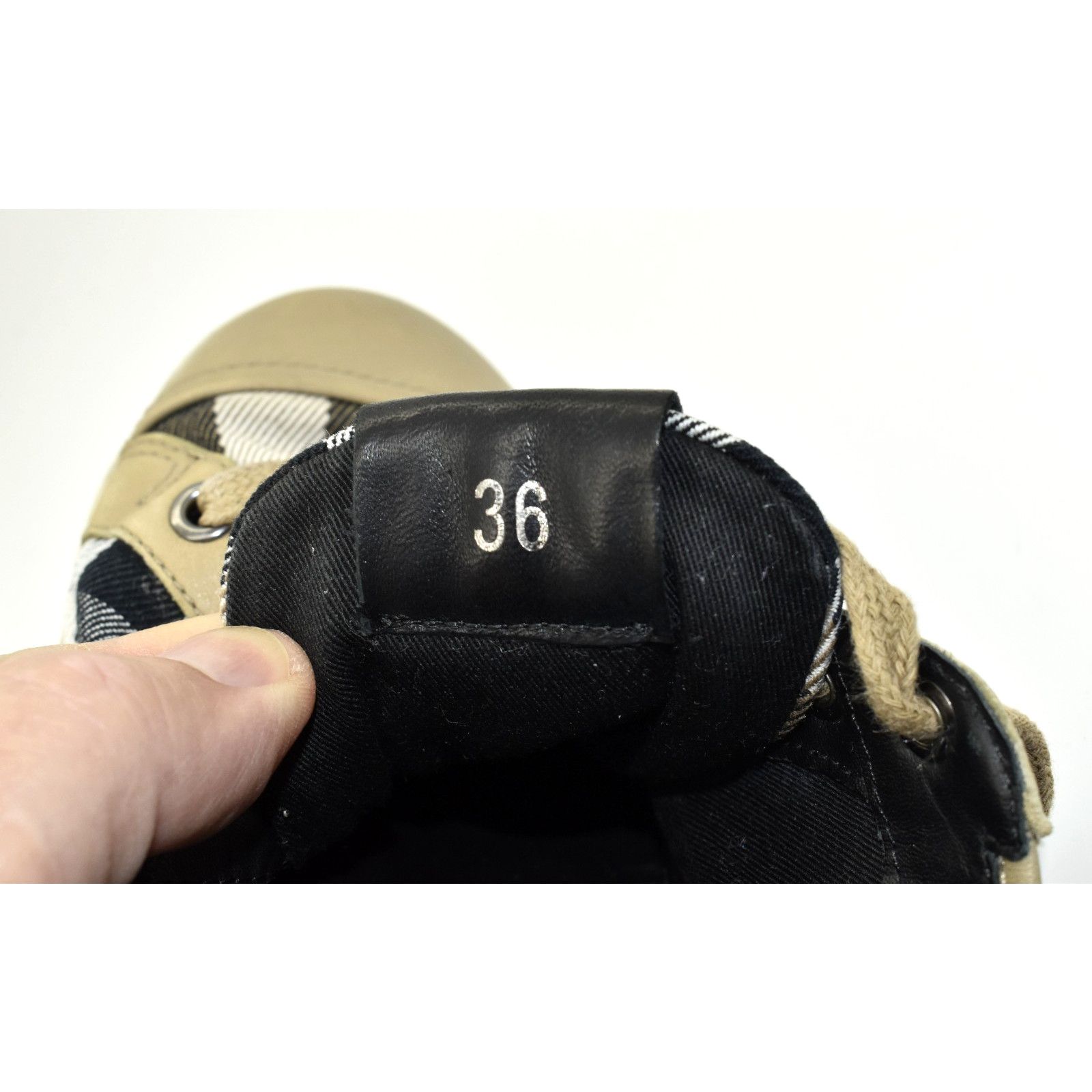 Burberry BURBERRY Brown Nova Check Canvas & Leather Trainers Size 36 Size US 6 / IT 36 - 6 Thumbnail