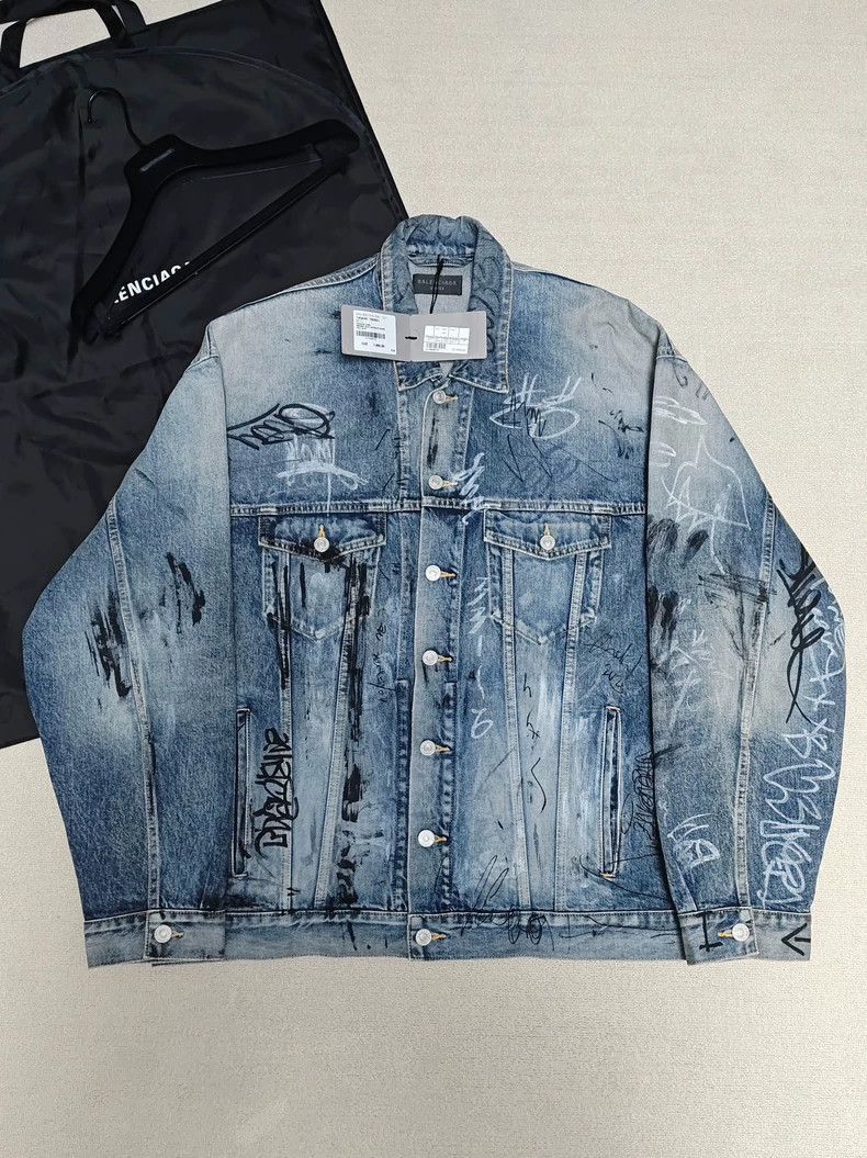 Balenciaga Balenciaga 23Fall blue graffiti hand-painted vintage denim Size US S / EU 44-46 / 1 - 1 Thumbnail