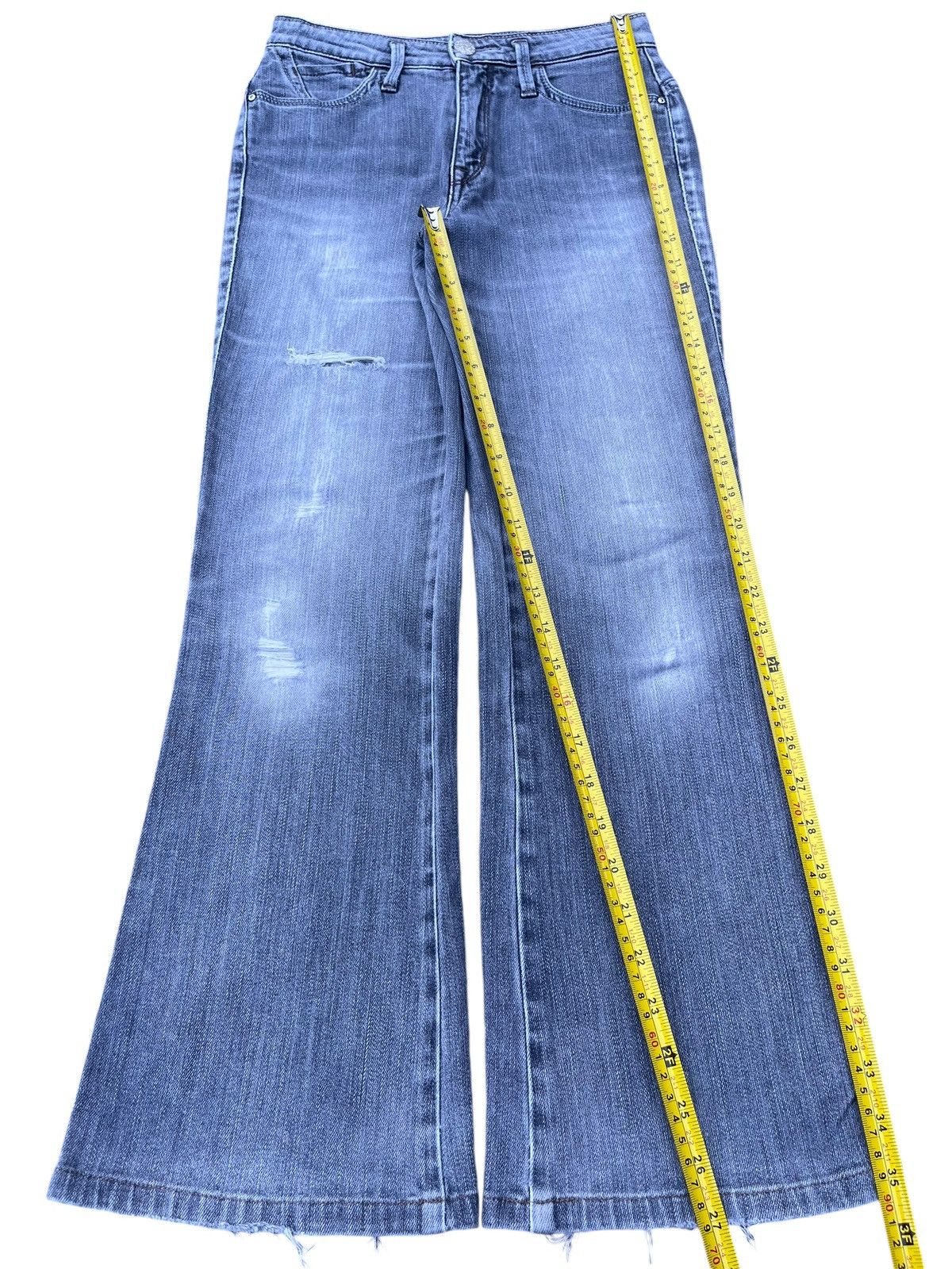Hysteric Glamour × Japanese Brand × Tornado Mart Vintage Japanese Brand Grey Washed Frayed Leg Flare Jeans Size 25" / US 0 / IT 36 - 11 Thumbnail