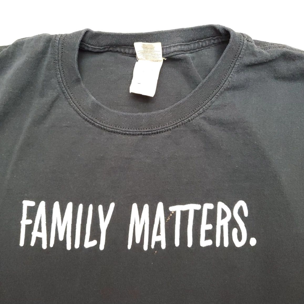 Gildan Chance the Rapper Shirt Mens L Black Family Matters Tour DRAM Metro Music TEE Size US L / EU 52-54 / 3 - 5 Thumbnail