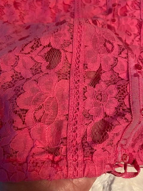 Aeropostale AEROPOSTALE All-lace Sheer Peplum Top NWT Size XS / US 0-2 / IT 36-38 - 3 Thumbnail