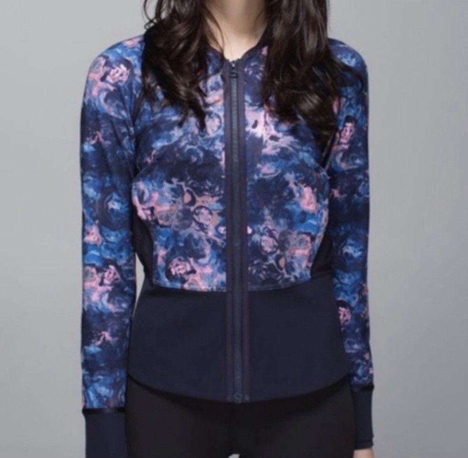 Lululemon Lululemon Blue Pink Floral Sheer Mesh back Jacket Sz.6 Size M / US 6-8 / IT 42-44 - 4 Thumbnail