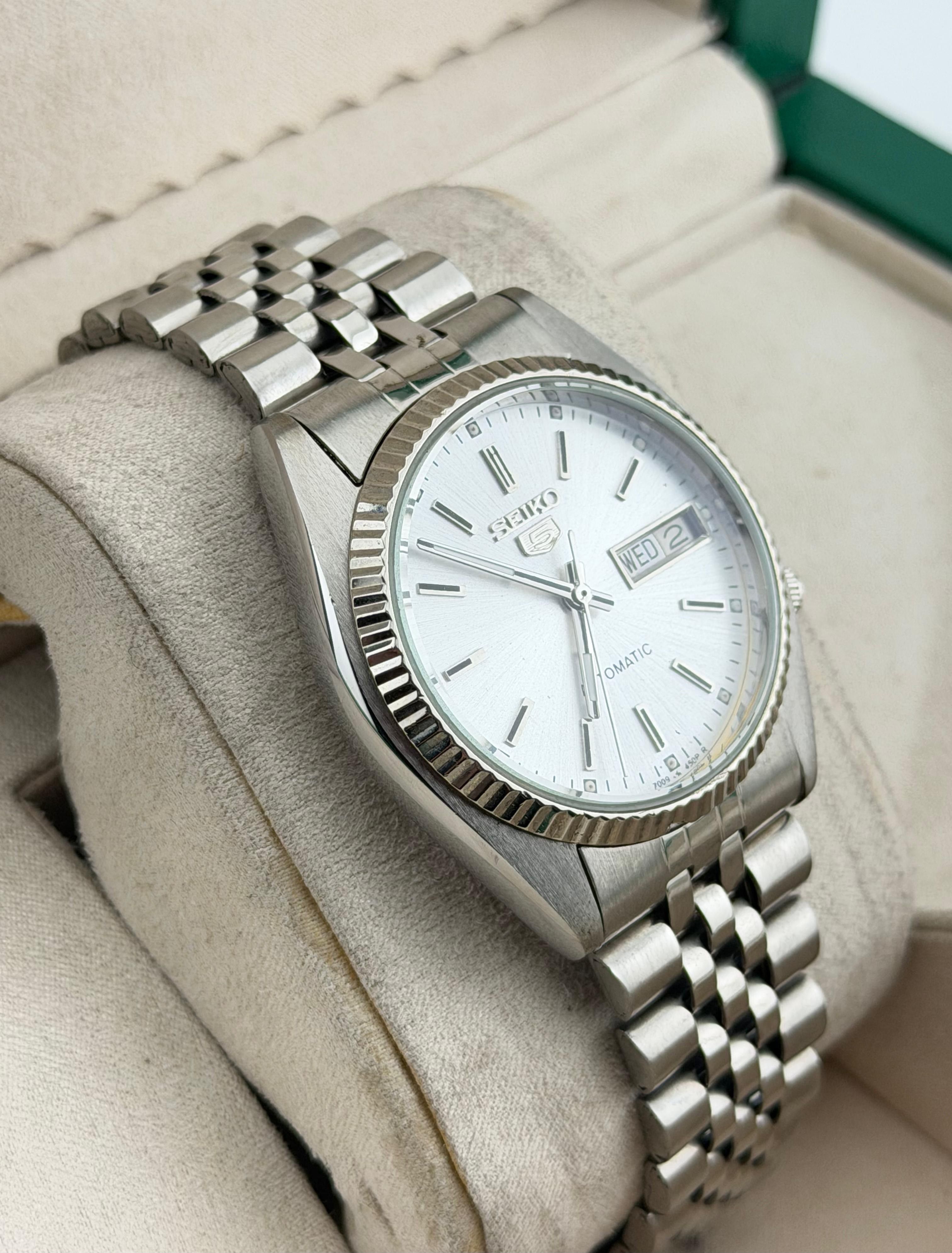 Seiko Elegant Men's Wrist Automatic Watch Size 36 - 2 Thumbnail