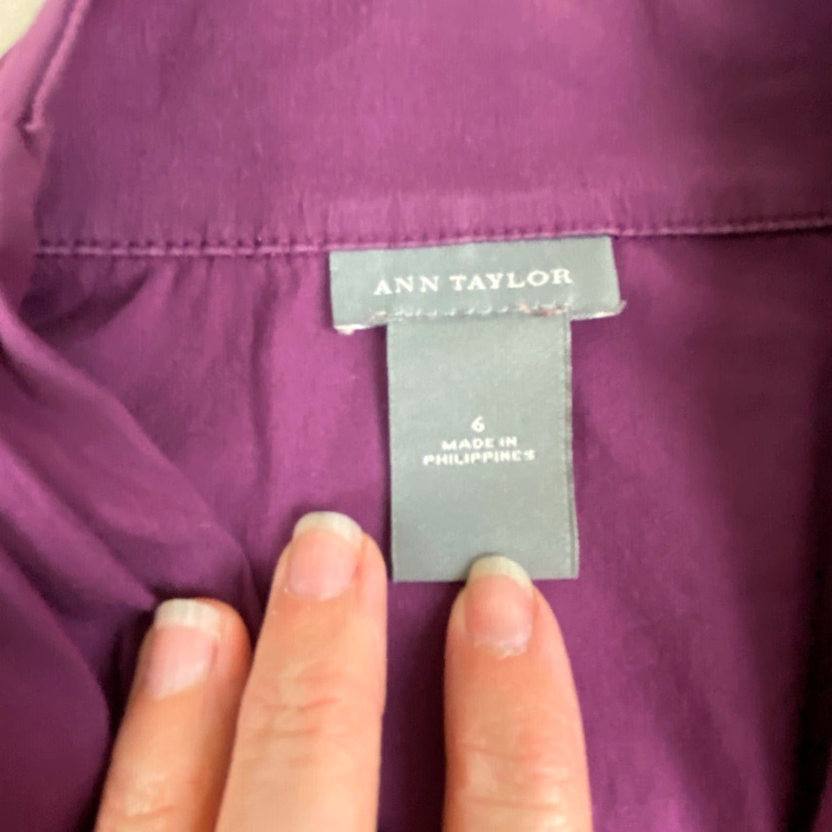 Ann Taylor Ann Taylor Womens Purple Pleated Button Up Top 6 Professional Career Shirt Size M / US 6-8 / IT 42-44 - 3 Thumbnail