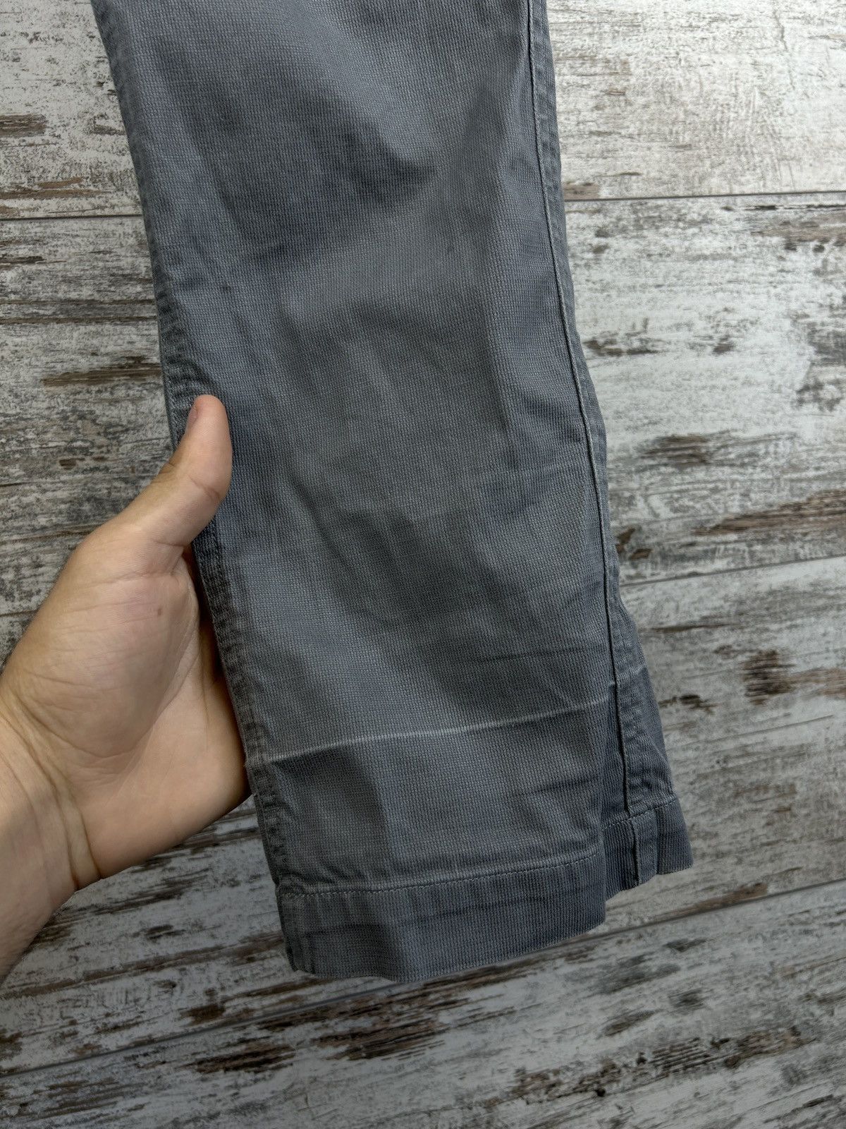 Arc'teryx Women’s Arcteryx Outdoor velvet pants corduroy cargo Size 28" / US 6 / IT 42 - 9 Thumbnail