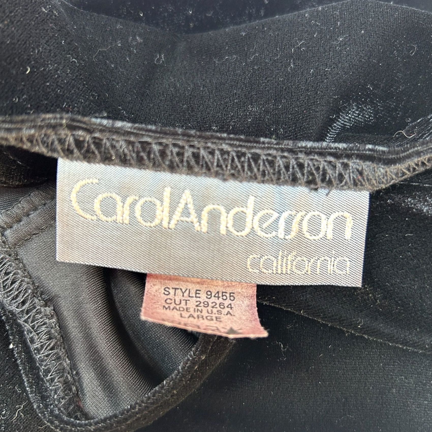 Vintage VINTAGE Carol Anderson California Black Velvet Sleeveless Crop Tank Top L Size L / US 10 / IT 46 - 3 Thumbnail
