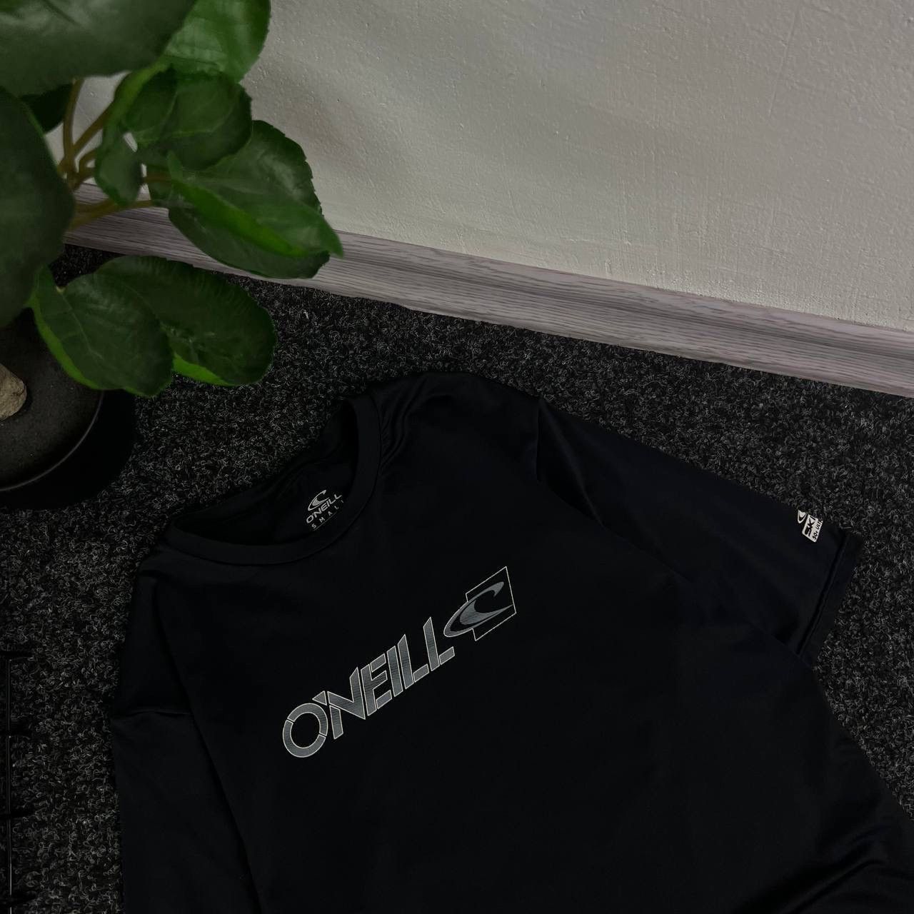 O'Neill T-shirt Oneill Compression Vintage Black Surf Style Surfing Size US S / EU 44-46 / 1 - 2 Thumbnail