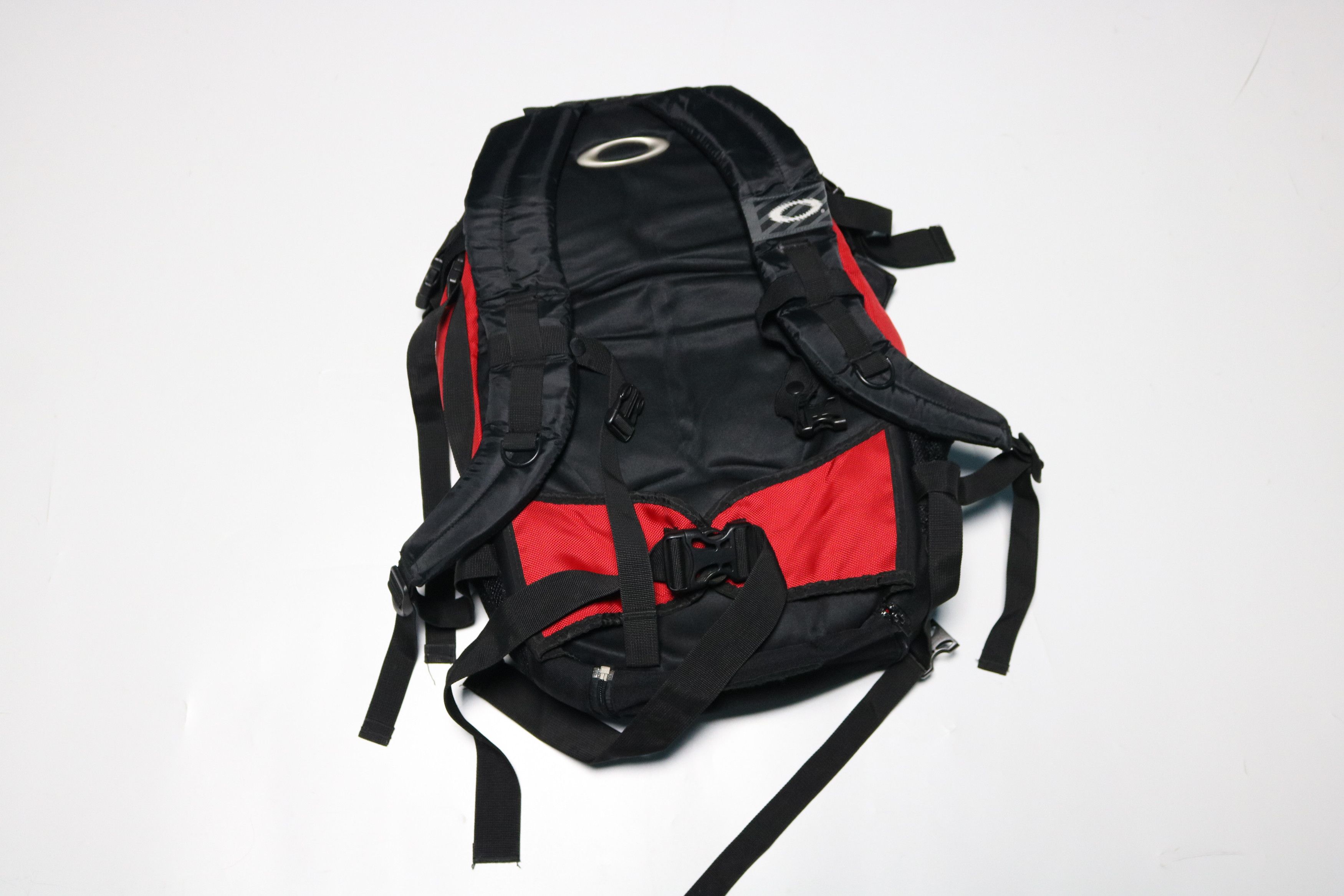 Oakley OAKLEY Red / Black Backpack Size ONE SIZE - 7 Thumbnail