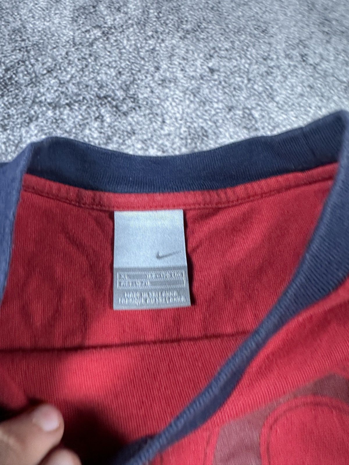 Nike Nike Barcelona 10 Ronaldinho T-shirt Streetwear Casual Rare Size US S / EU 44-46 / 1 - 4 Thumbnail