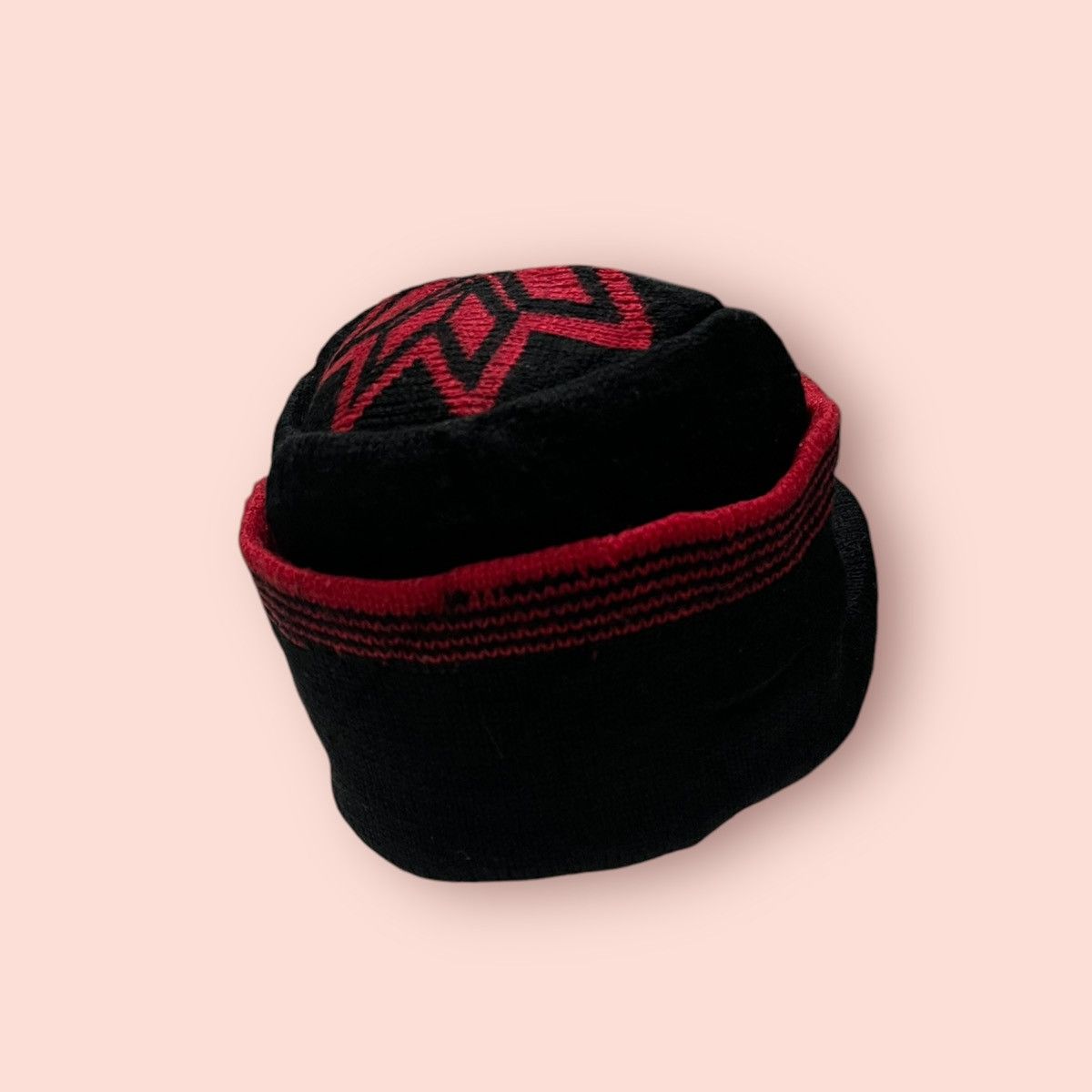 14th Addiction × Homespun Knitwear × Japanese Brand VINTAGE RED SNOWFLAKE LOGO KNITTED ALT BEANIE HAT Size ONE SIZE - 19 Thumbnail