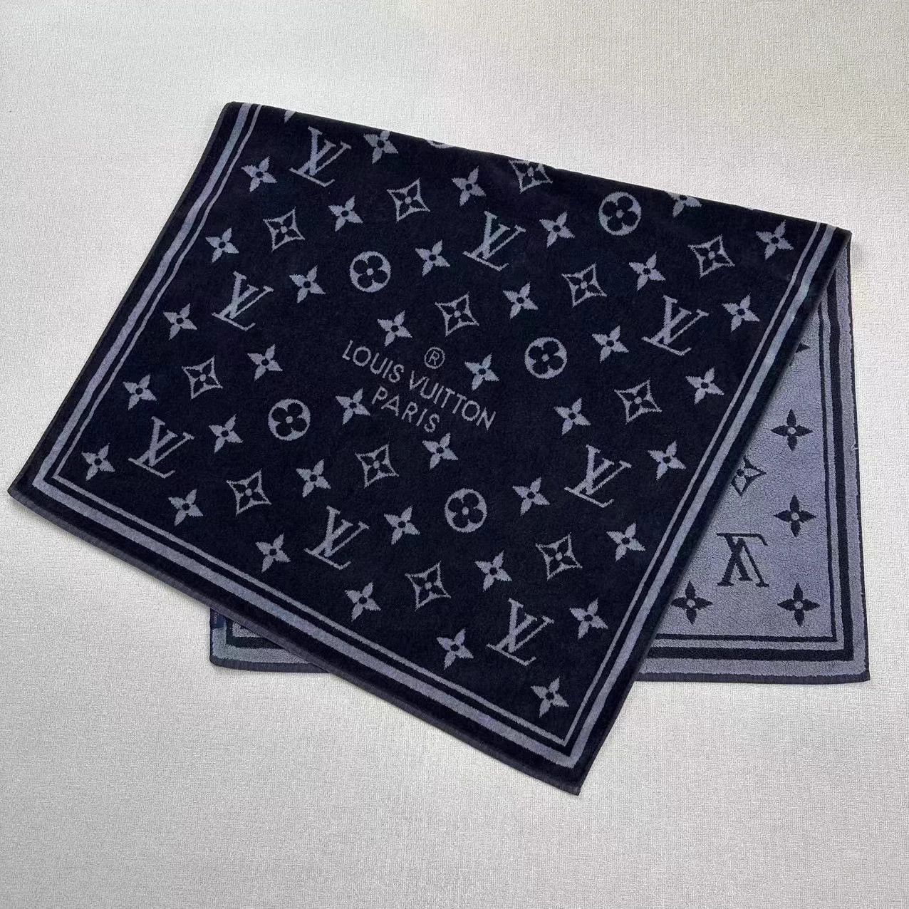 Louis Vuitton Louis Vuitton Monogram Blanket 155x95 Size ONE SIZE - 2 Thumbnail