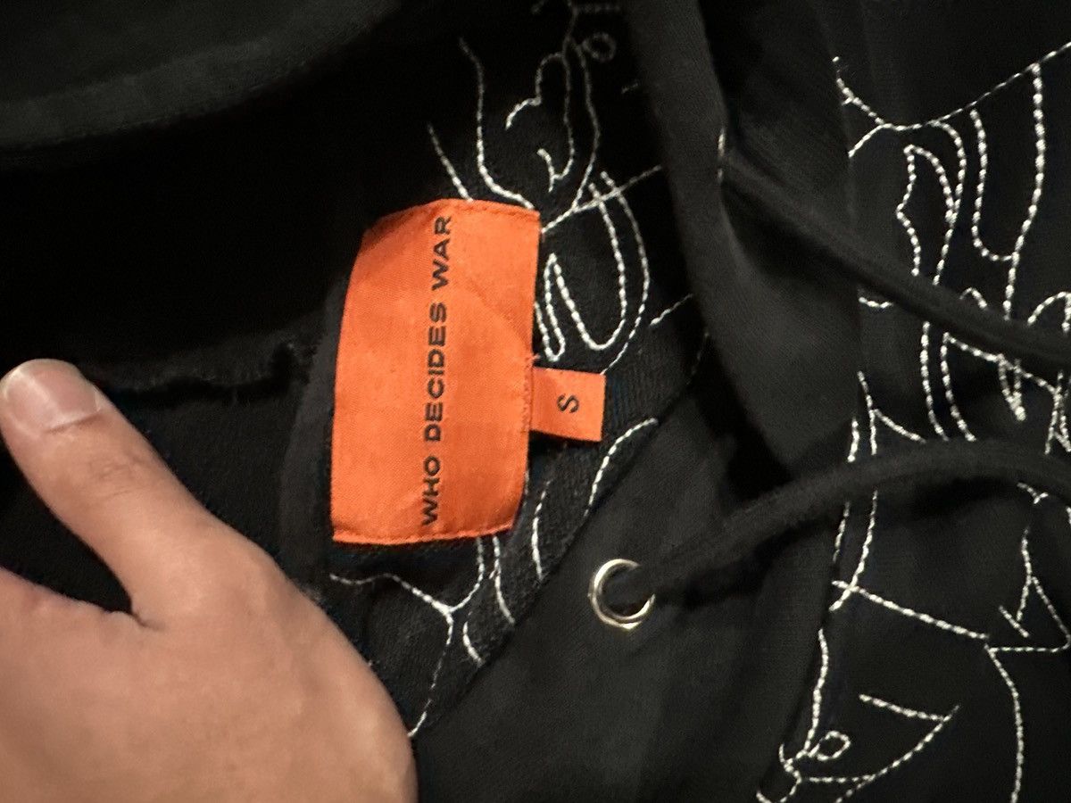 Who Decides War Who Decides War Stitched Hoodie Size US S / EU 44-46 / 1 - 2 Thumbnail