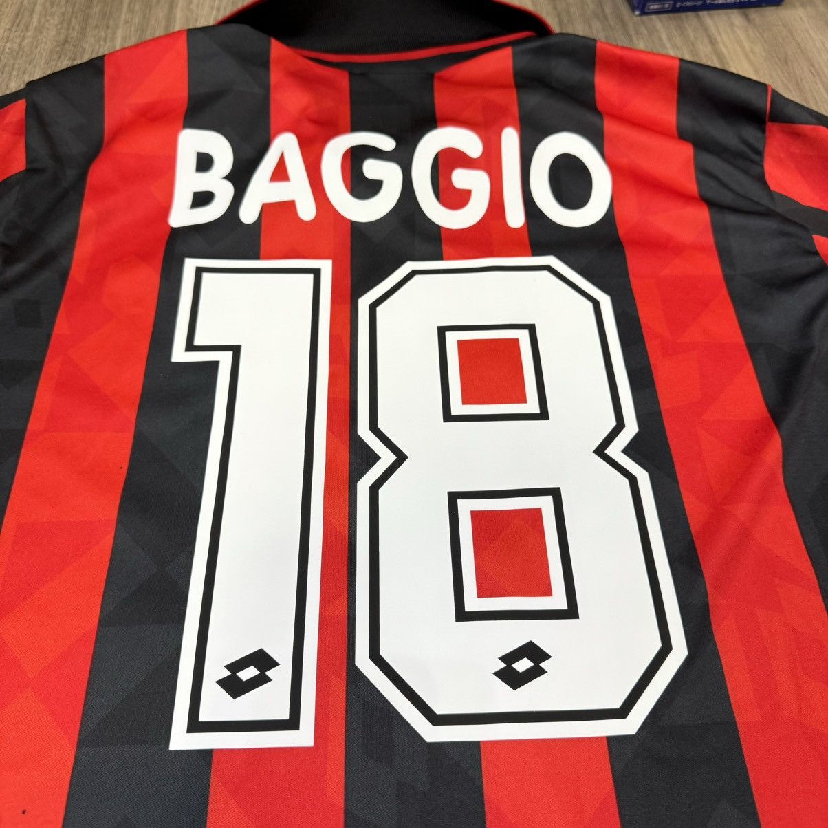 Lotto Sport × Vintage AC Milan 94/95 home shirt #18 Baggio Size US M / EU 48-50 / 2 - 4 Thumbnail