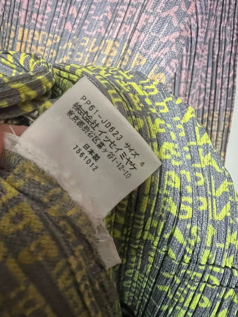 Issey Miyake Issey Miyake size:4 A pinkish-green gradient denim top Size XS / US 0-2 / IT 36-38 - 6 Thumbnail