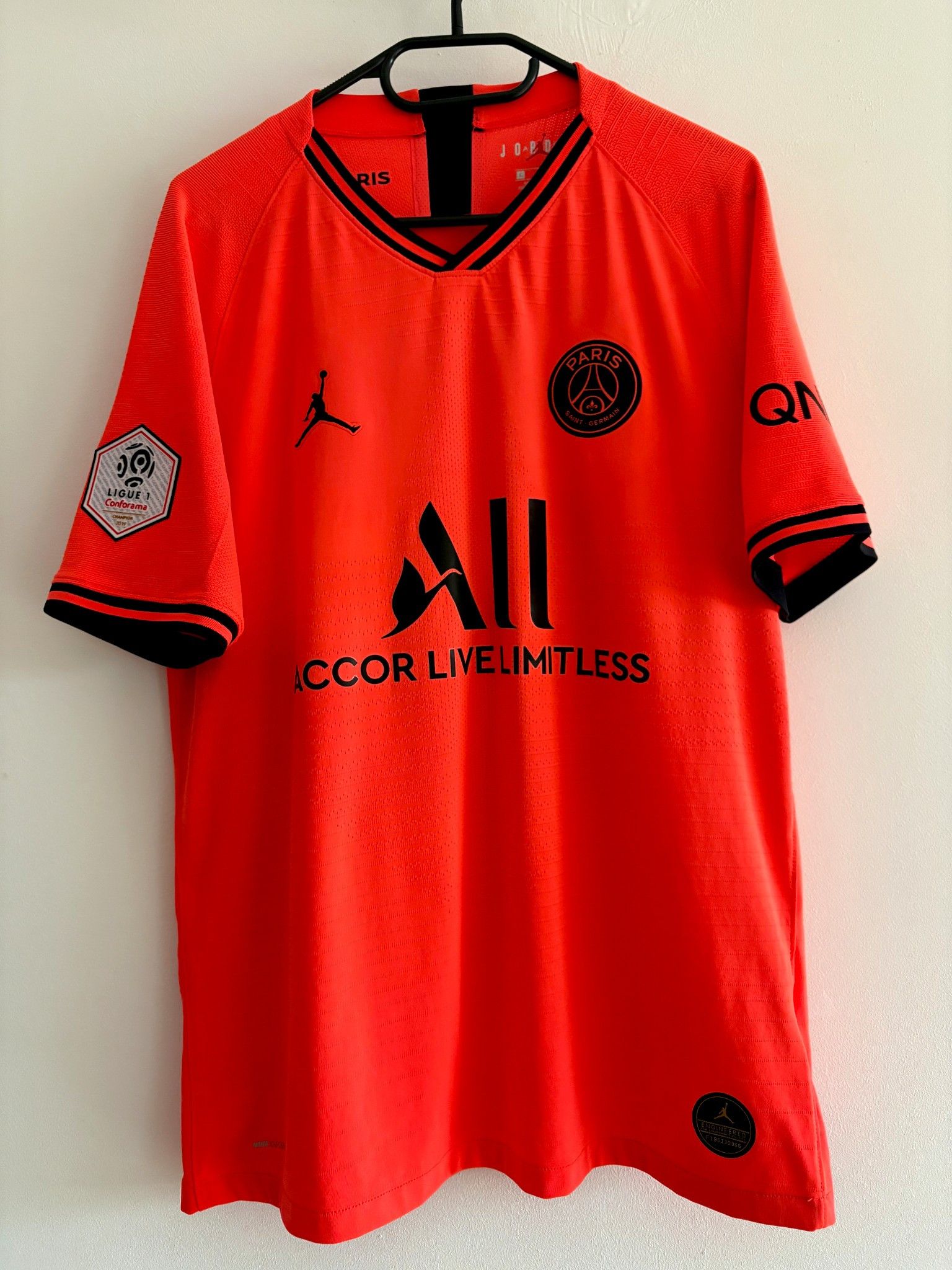 Jordan Brand PSG 2019/20 Away - Icardi 18 - Authentic Player Version Size US L / EU 52-54 / 3 - 2 Thumbnail