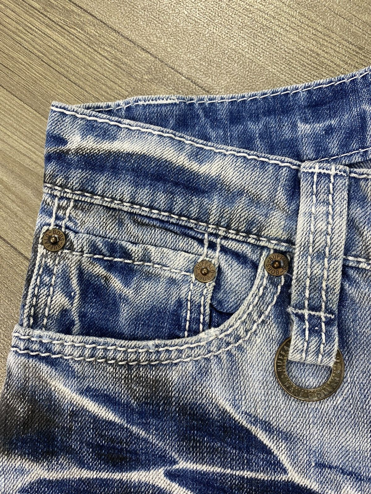 BUFFALO BOBS Buffalo Bobs Clawmark Curve Distressed Mudwash Flared Jeans Size US 32 / EU 48 - 8 Thumbnail