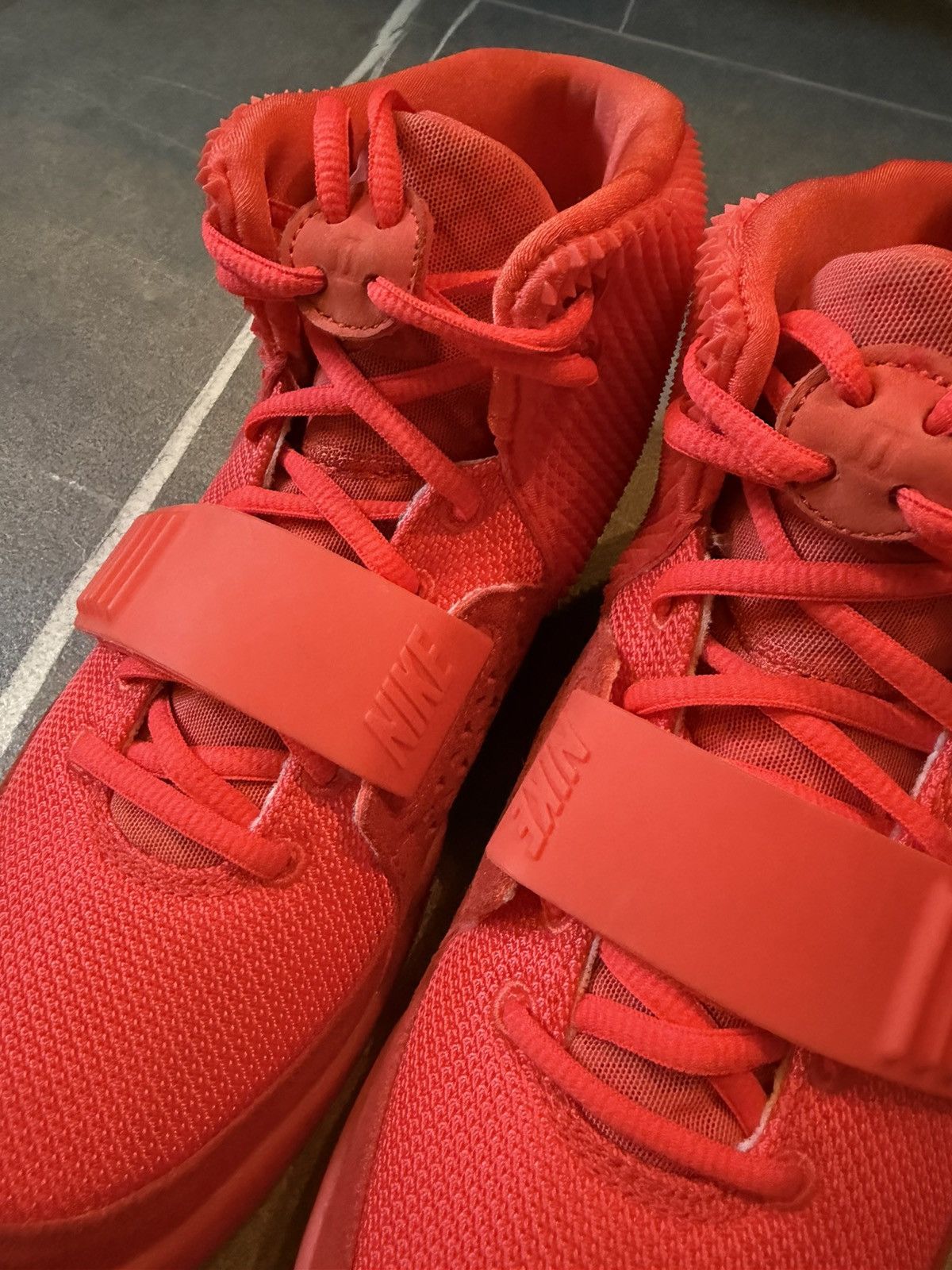 Nike Nike Air Yeezy Red October’s Size US 8.5 / EU 41-42 - 5 Thumbnail