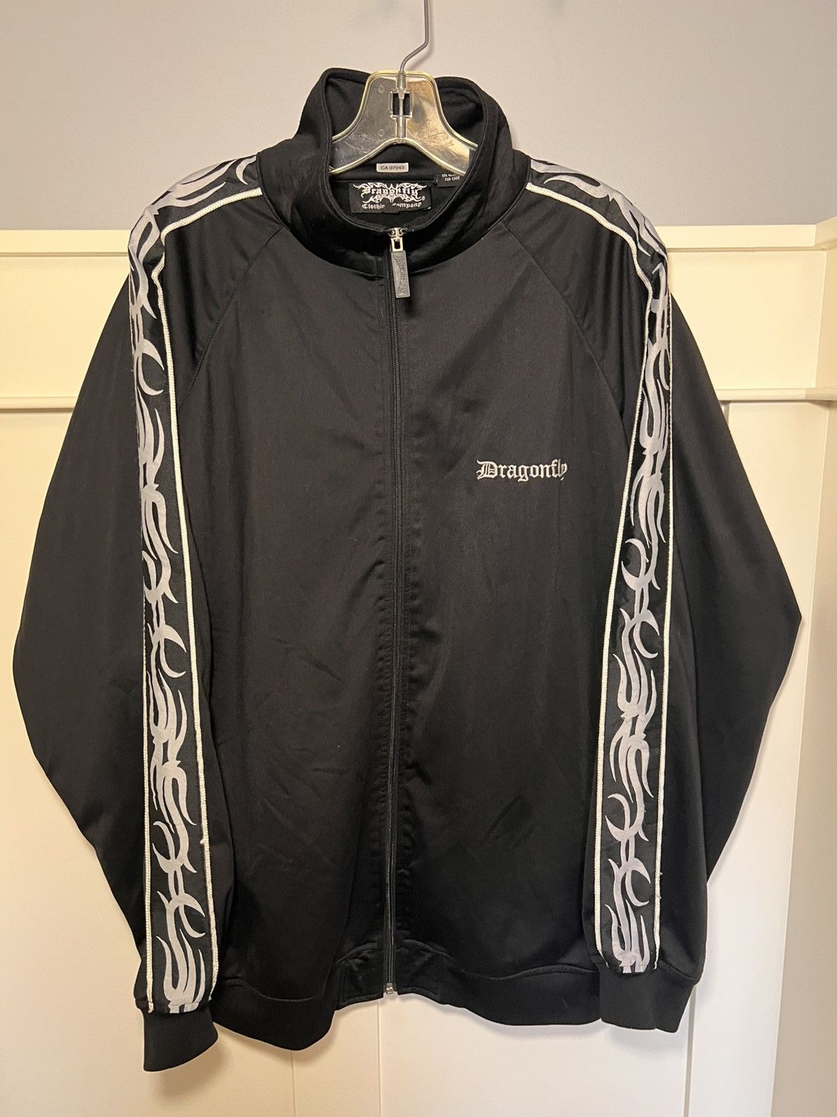 Dragonfly Vintage Dragonfly cybersigilism /tribal sleeve tracksuit top Size US XL / EU 56 / 4 - 1 Thumbnail
