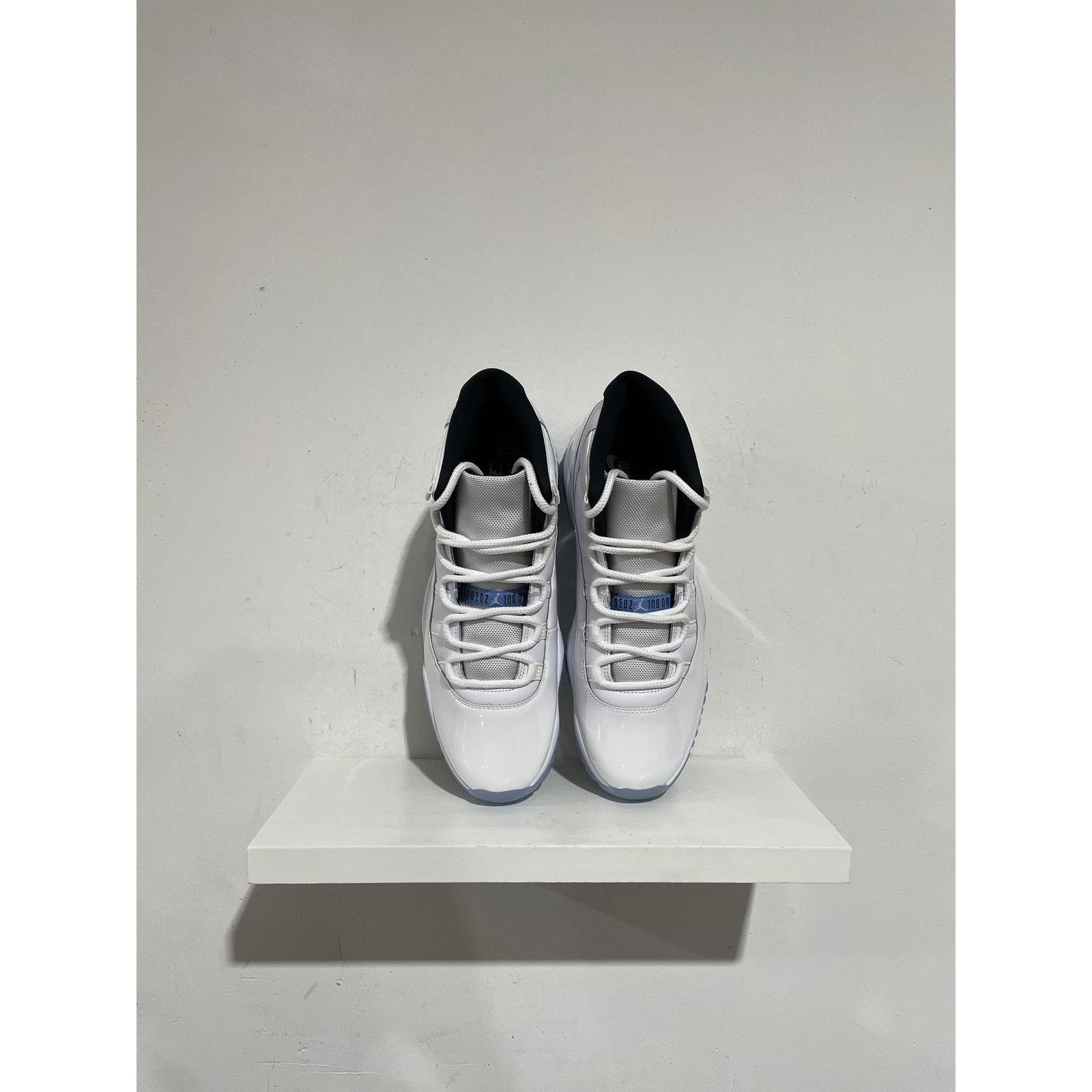 Jordan Brand NIKE JORDAN 11 LEGEND BLUE SIZE 11.5 NEW Size US 11.5 / EU 44-45 - 3 Thumbnail