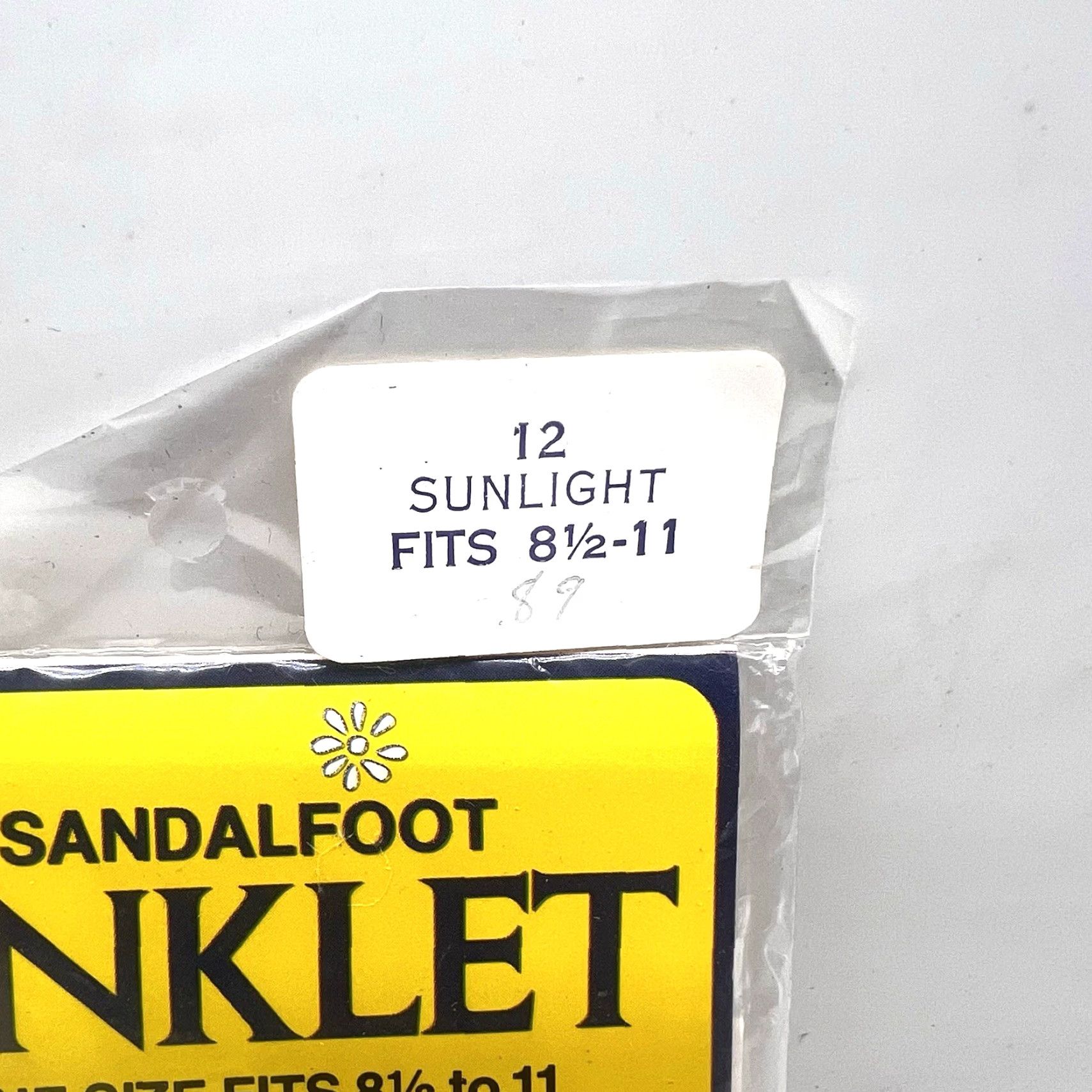 Vintage VINTAGE Legs Sandalfoot Anklet Nylons 6 Pair Size 12 Brown 1977 1970s Secretary/Geek Mens Womens Boys Girls Size ONE SIZE - 3 Thumbnail