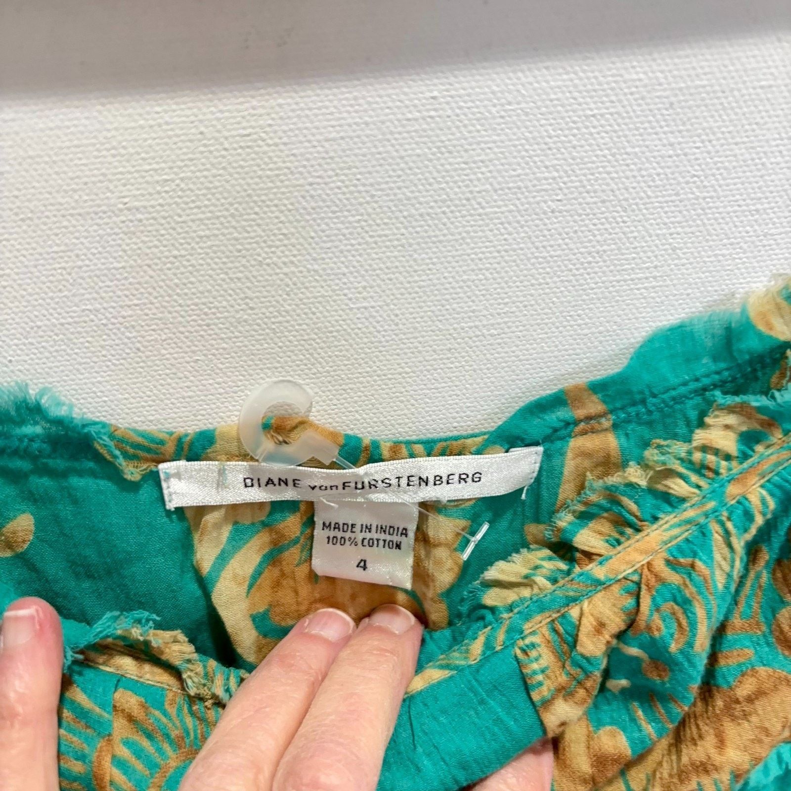 Diane von Furstenberg Diane von Furstenberg Green Gold Print Dress Womens 4 Boho Size S / US 4 / IT 40 - 8 Thumbnail