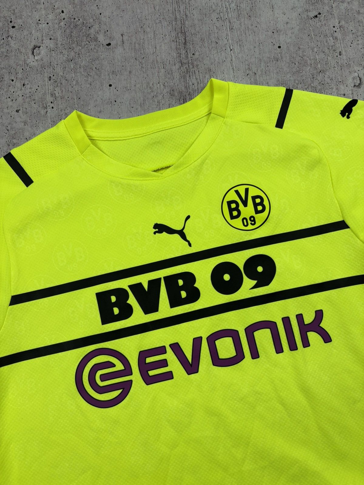 Puma Puma Borussia Dortmund woman soccer jersey size M Size US M / EU 48-50 / 2 - 2 Thumbnail