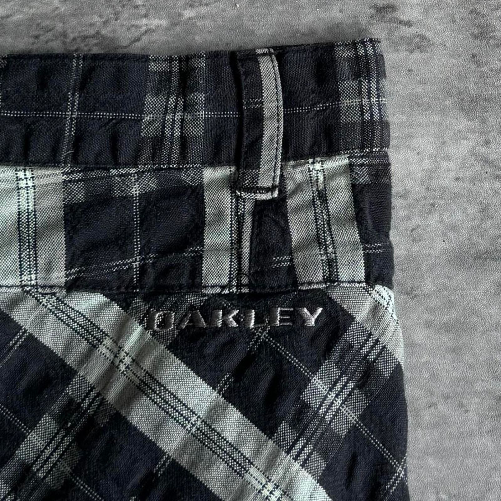 Japanese Brand × Oakley × Vintage Vintage Y2K Oakley Baggy Casual Flared Sport Tech Golf Pants Size US 28 / EU 44 - 4 Thumbnail