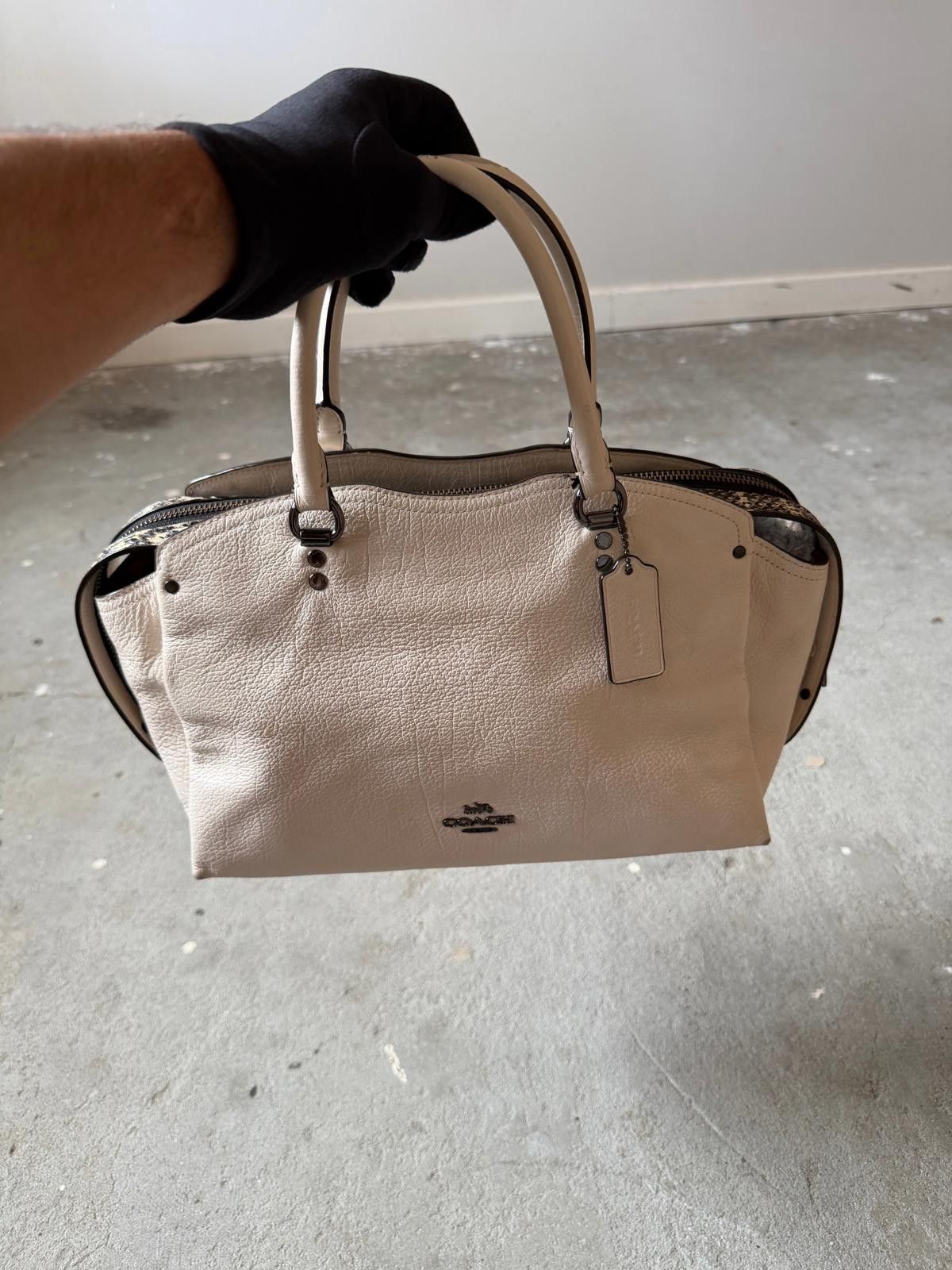 Coach Coach Drew Pebble Snakeskin Shoulder Bag White Size ONE SIZE - 5 Thumbnail