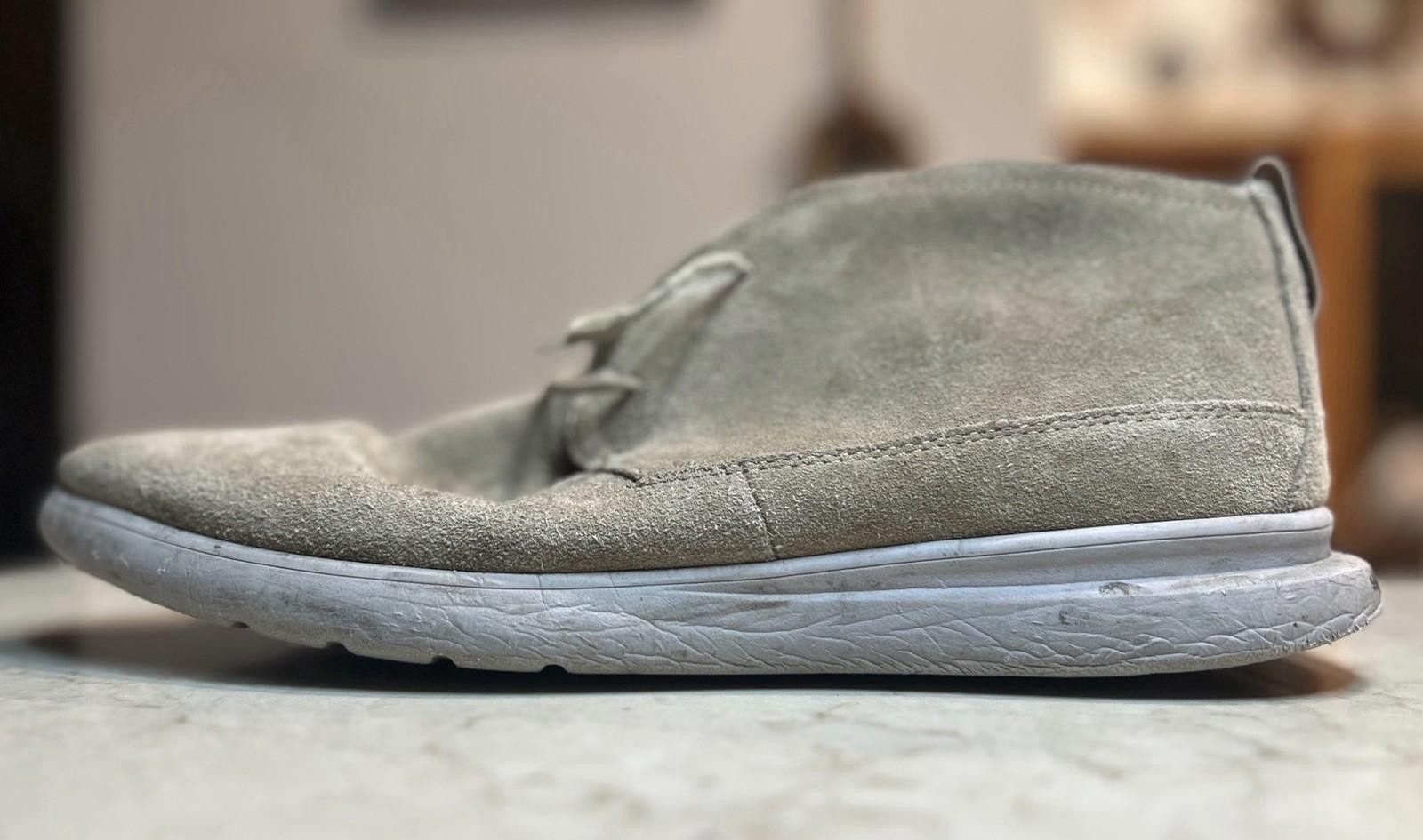 johnnie-O Johnnie-O Suede Chill-Chukka Boots Men 10M Taupe Lightweight Size US 10 / EU 43 - 7 Thumbnail