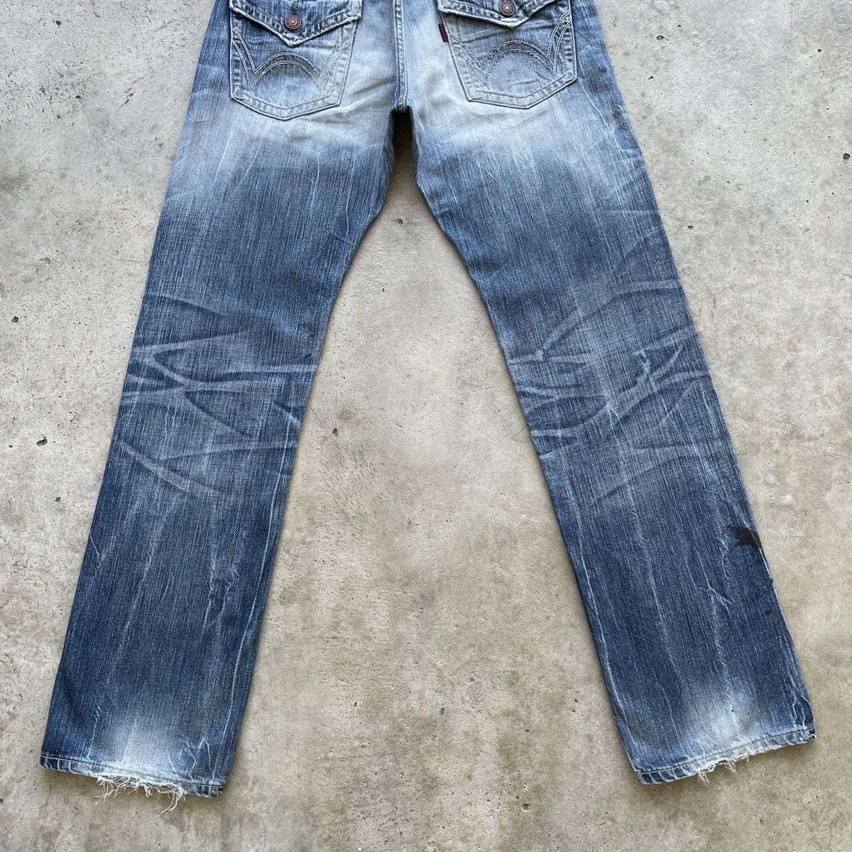 Edwin Vintage Edwin 503 Distressed Jeans Faded Denim Pants W32 Size US 32 / EU 48 - 12 Thumbnail