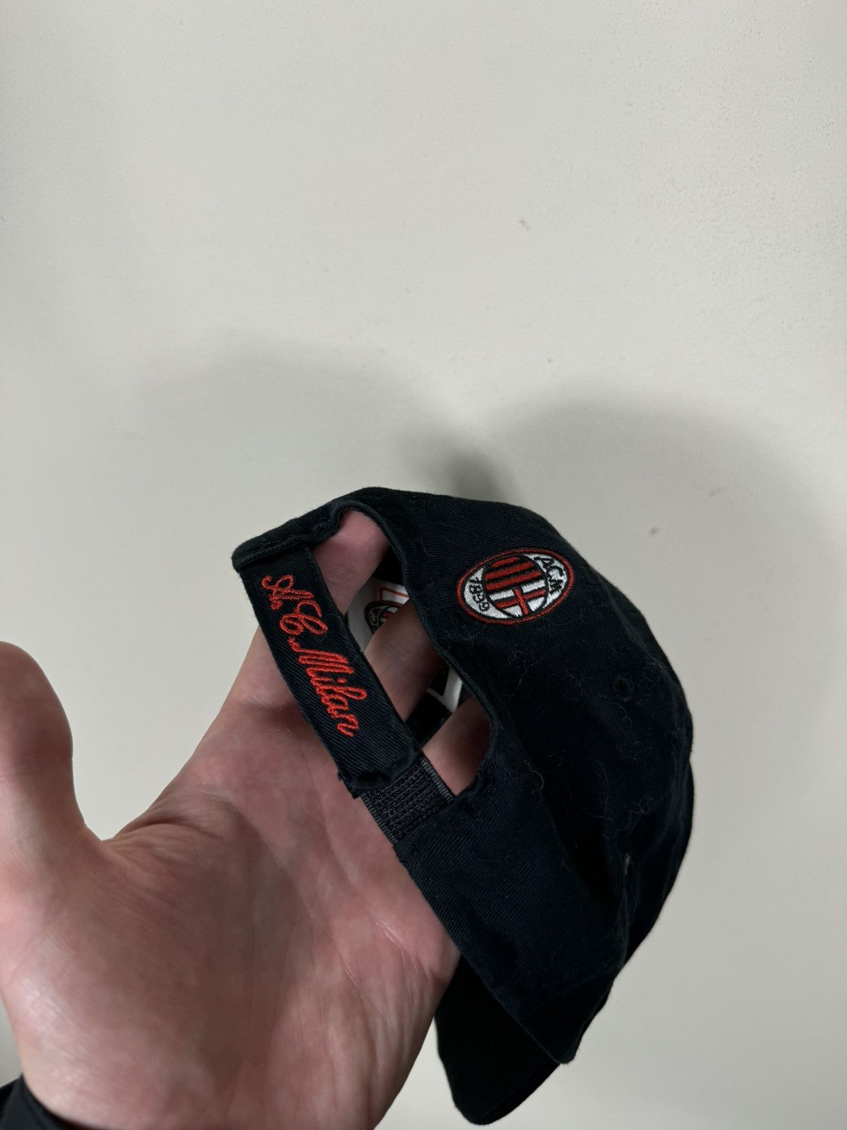 Vintage Milan FC 1899 Football Soccer Vintage Fan Cap Size ONE SIZE - 3 Thumbnail